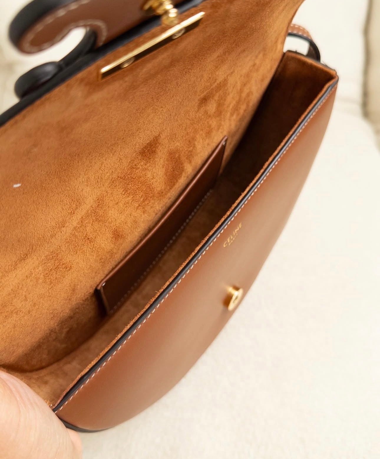 Celine Besace Cuir Triomphe Bag