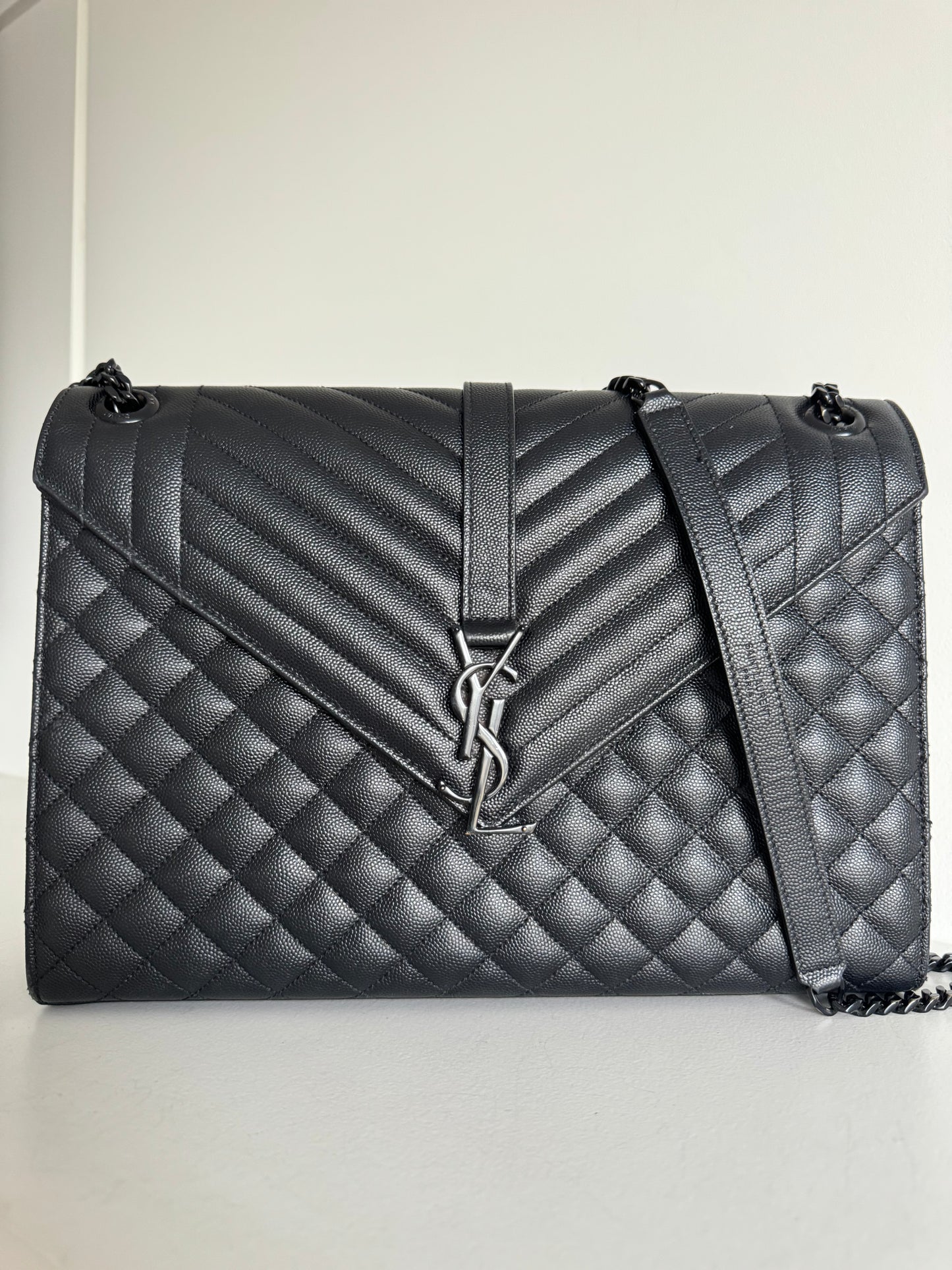 Saint Laurent Grain De Poudre Large Monogram Bag , Black on Black