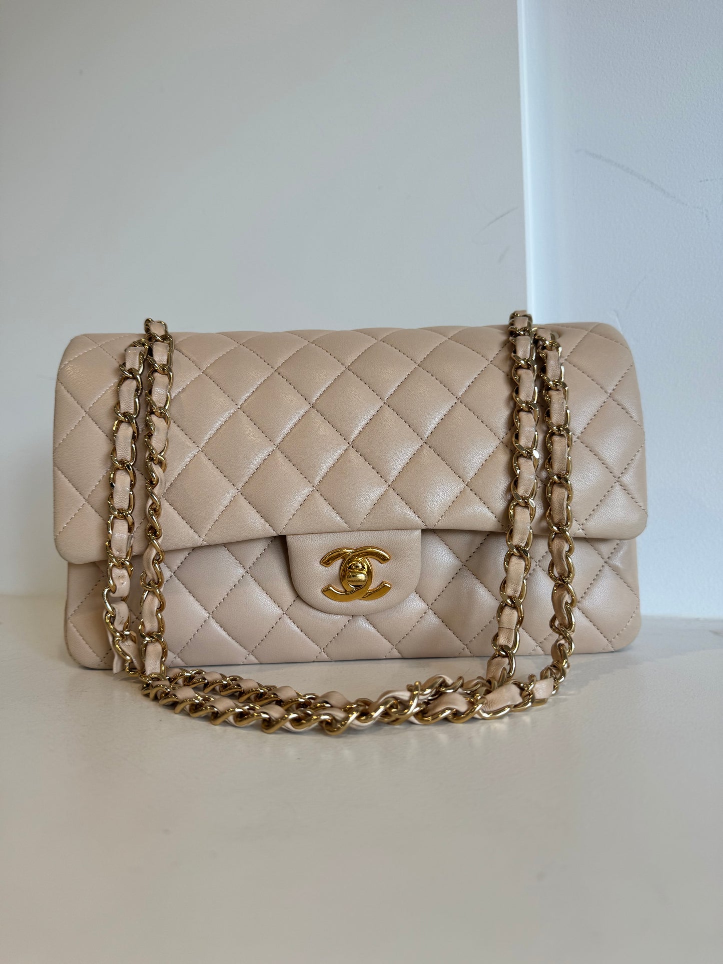 Chanel medium classic double flap lambskin beige GHW