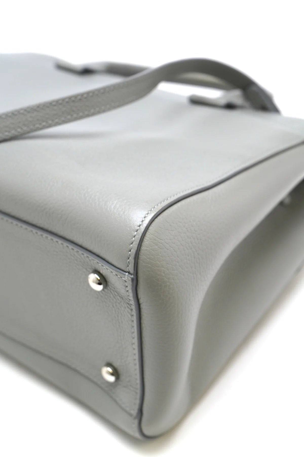 Chanel Grained Calfskin Small Neo Executive Shopper Tote Grey