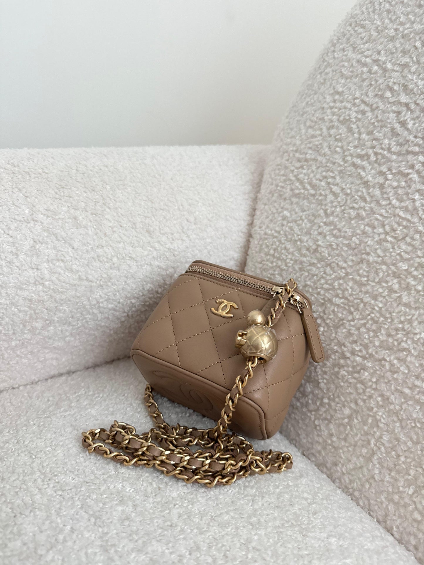 Chanel Mini Vanity On Chain
