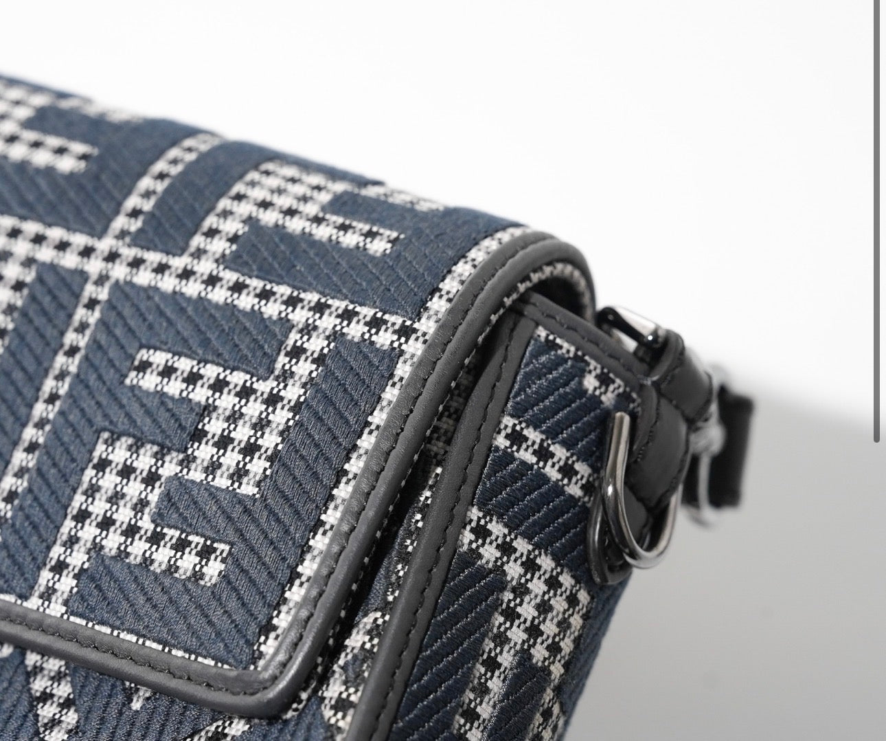 Fendi Baguette Medium
