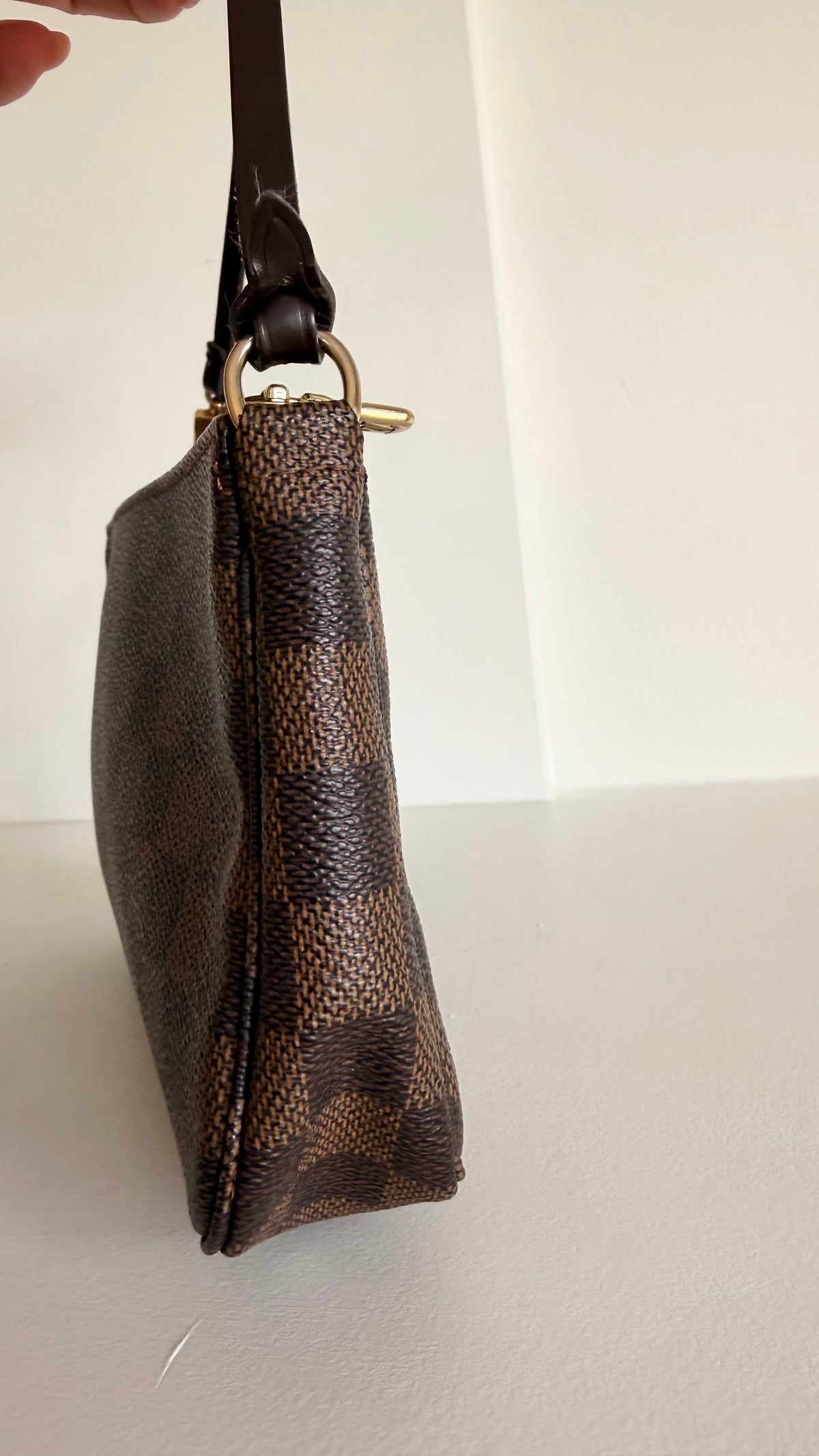 Louis Vuitton Damier Ebene Pochette