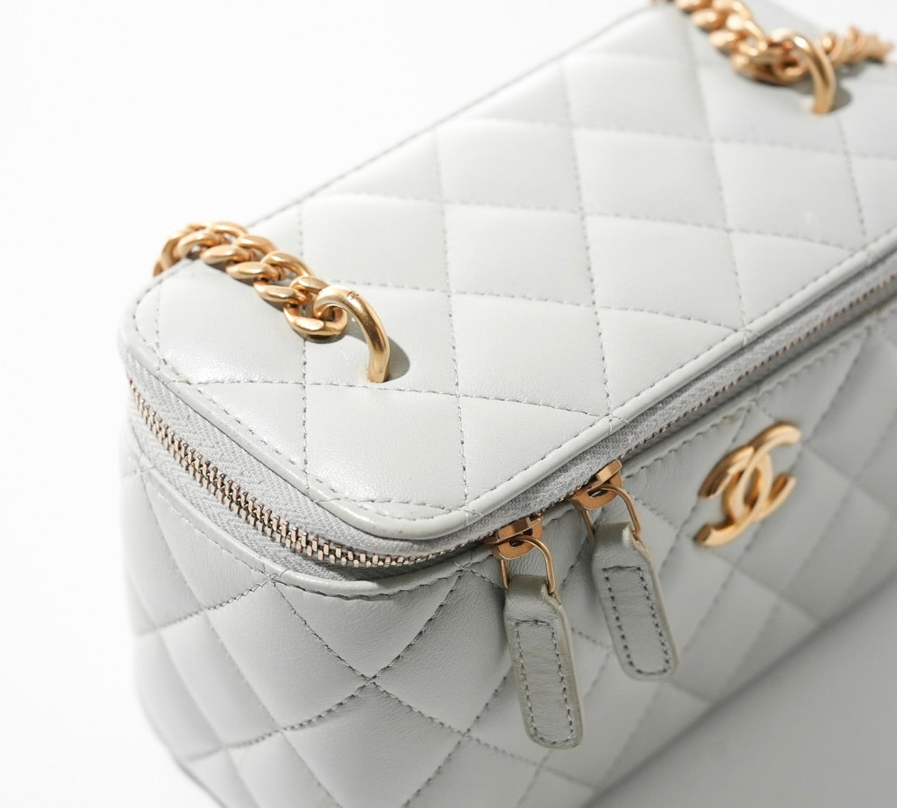 Chanel Long Vanity Camellia Crush Chain