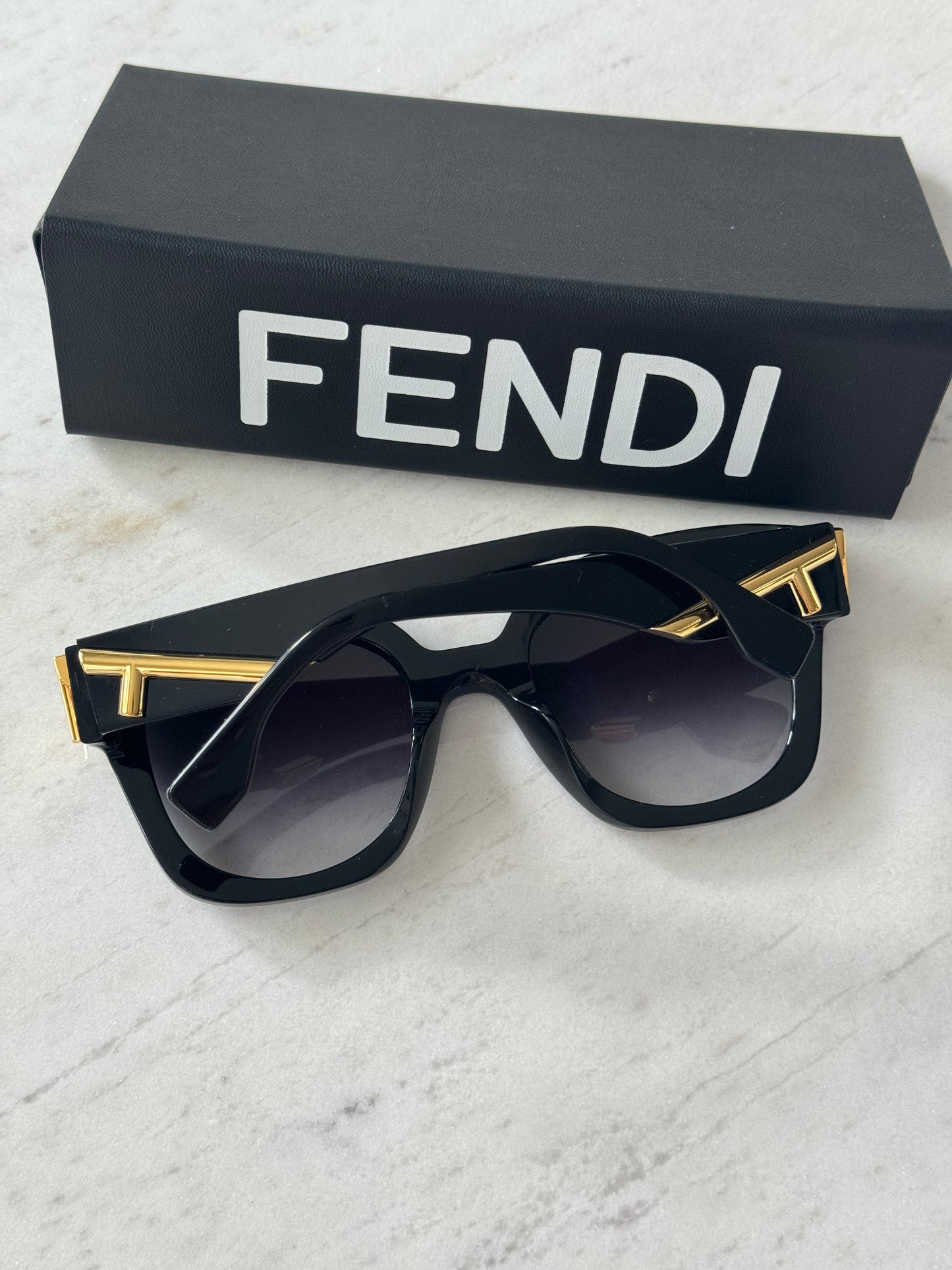 Fendi sunglasses, Black