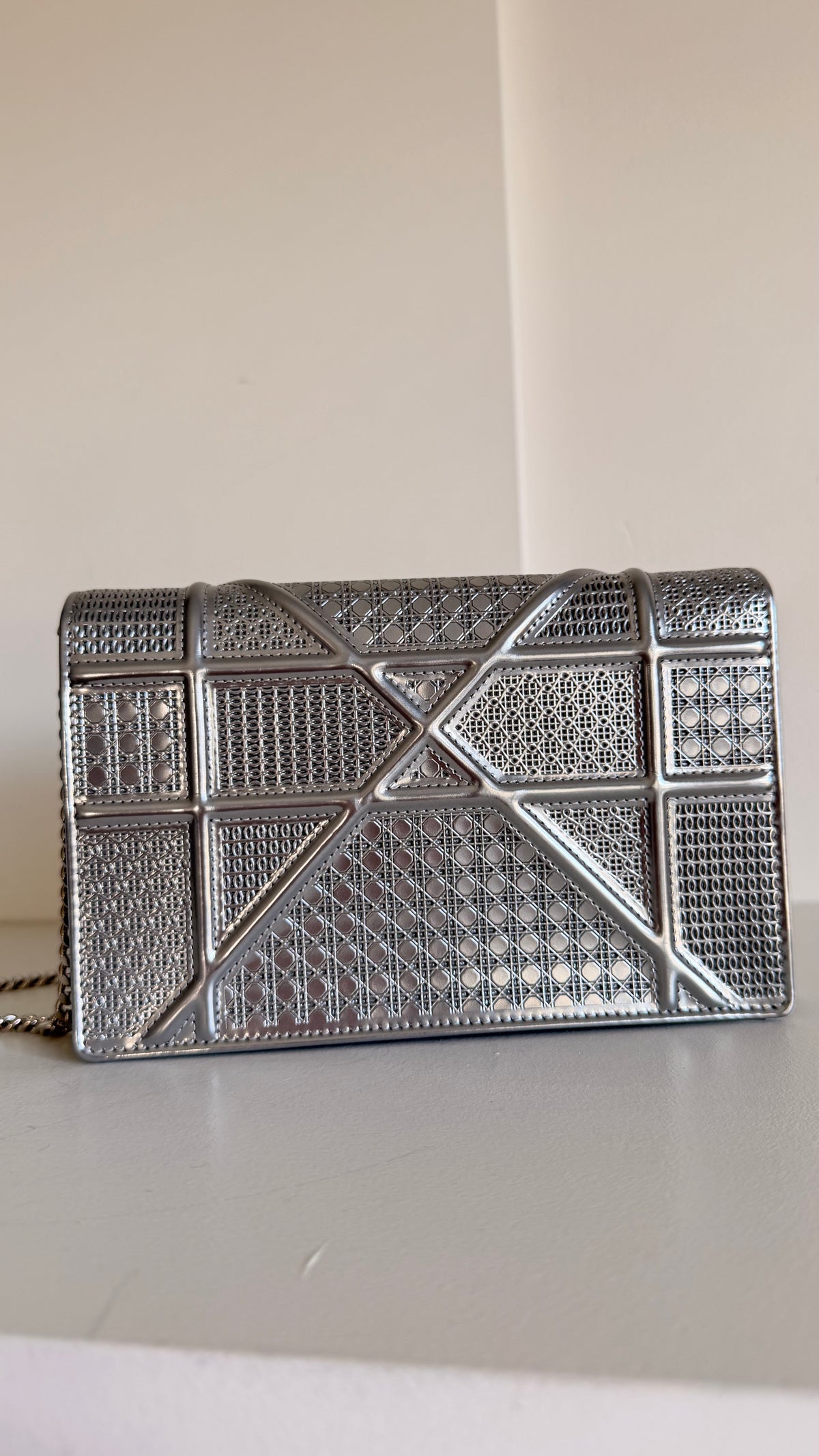 Christian Dior Diorama Wallet On Chain