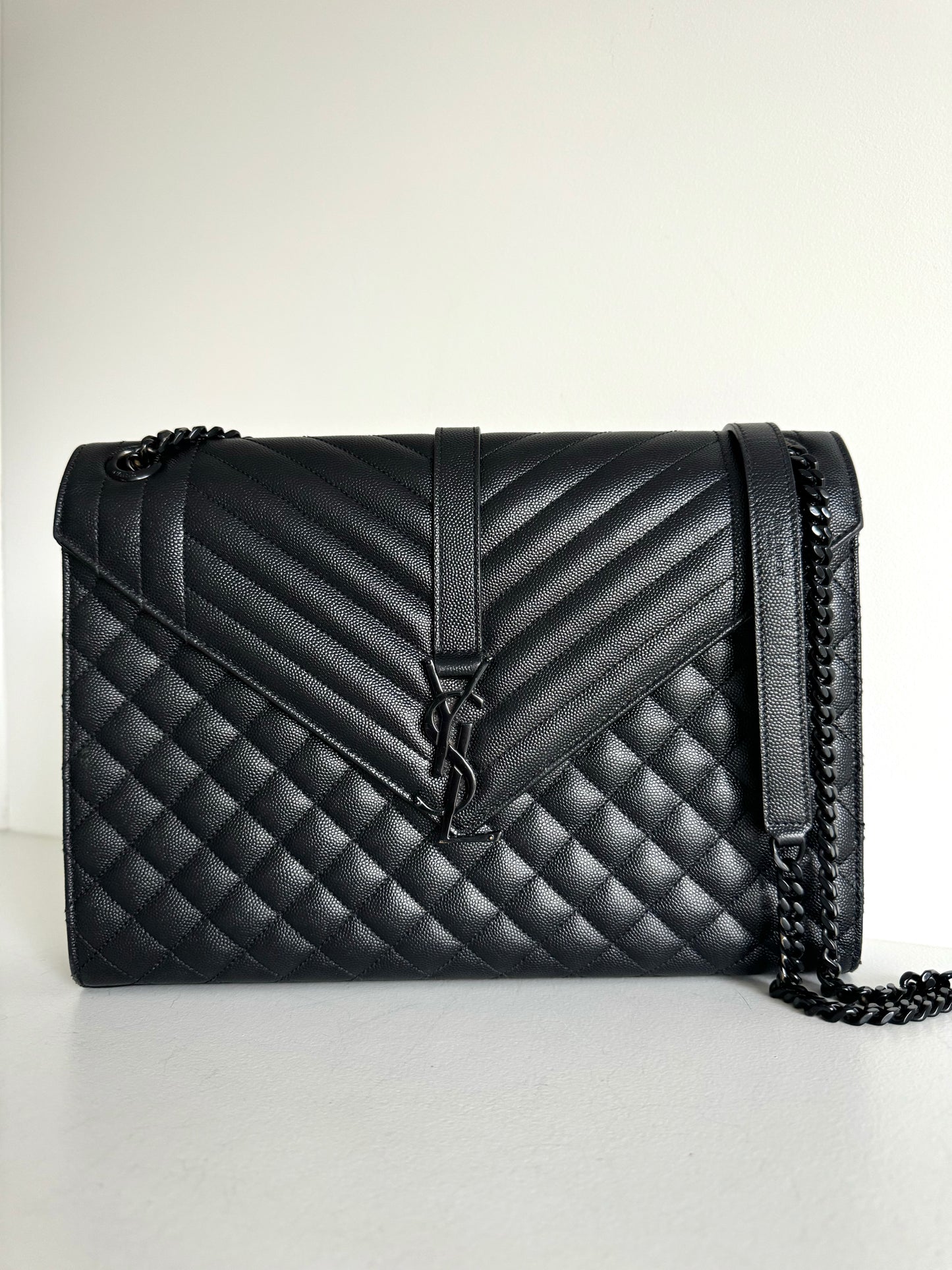 Saint Laurent Grain De Poudre Large Monogram Bag , Black on Black