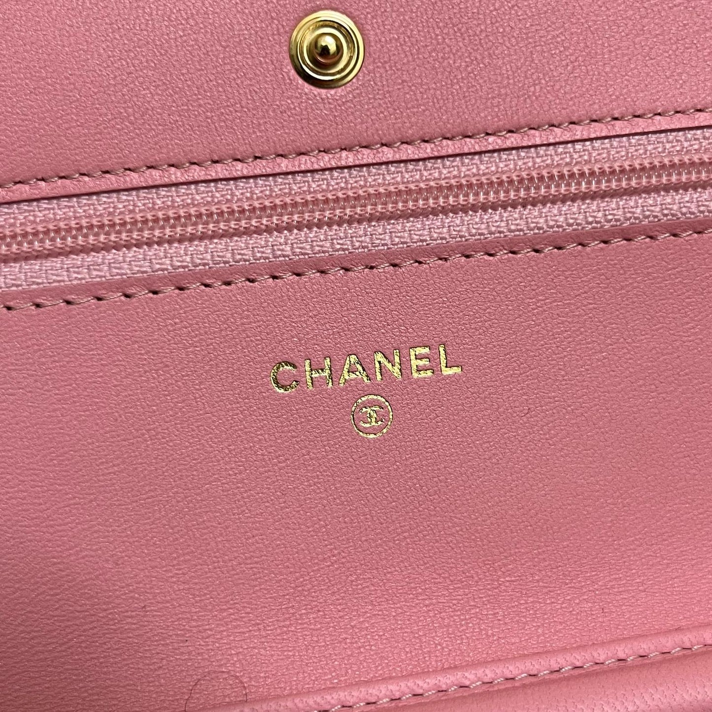 Chanel Classic Wallet On Chain
