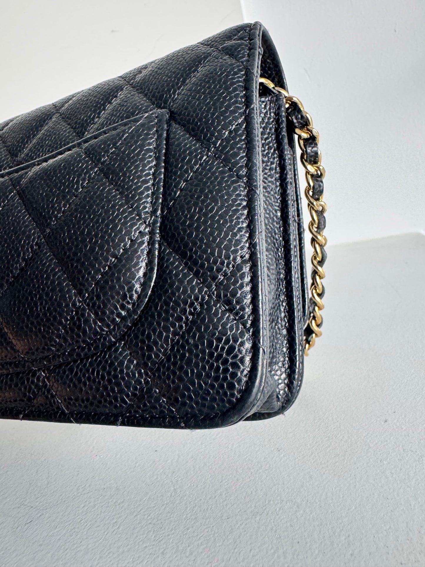 Chanel caviar wallet on chain black gold hardware