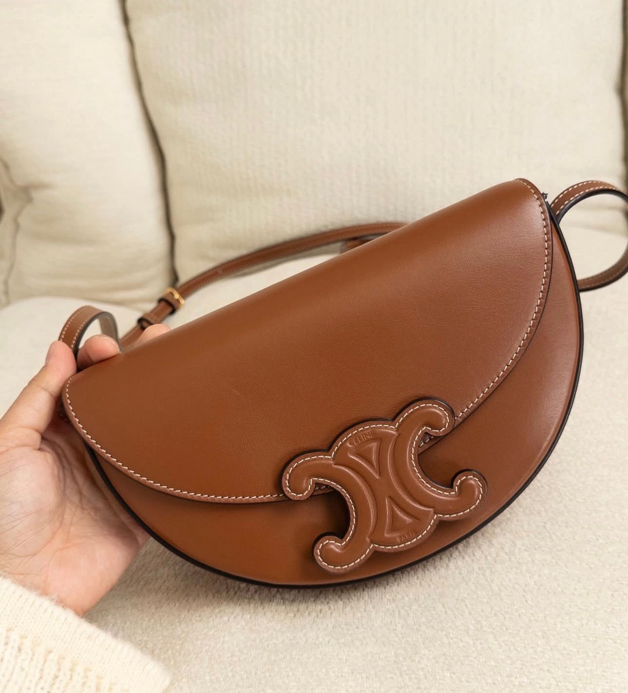Celine Besace Cuir Triomphe Bag