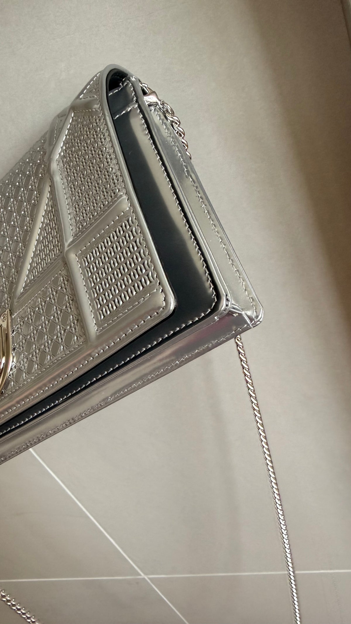 Christian Dior Diorama Wallet On Chain