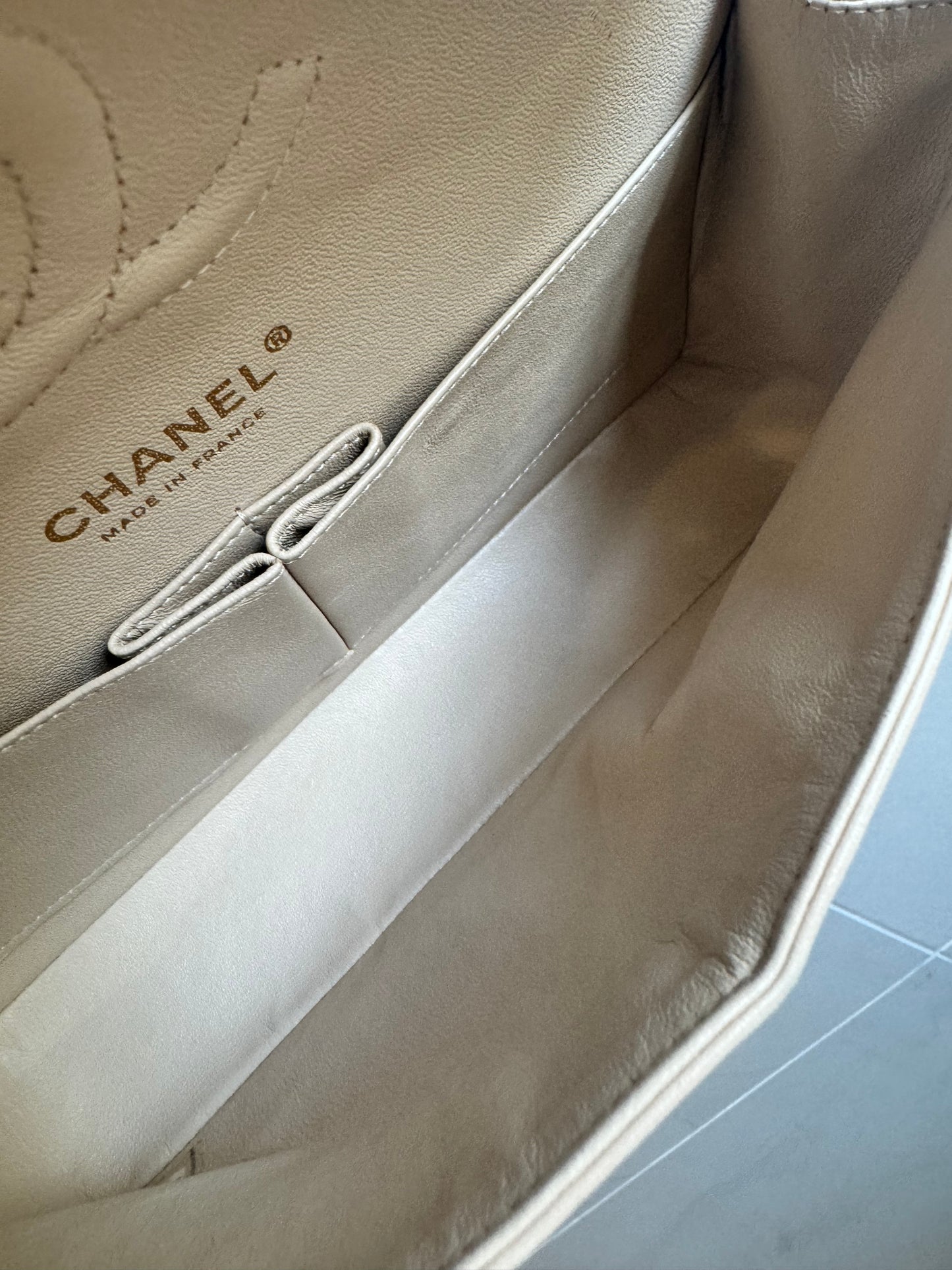 Chanel medium classic double flap lambskin beige GHW