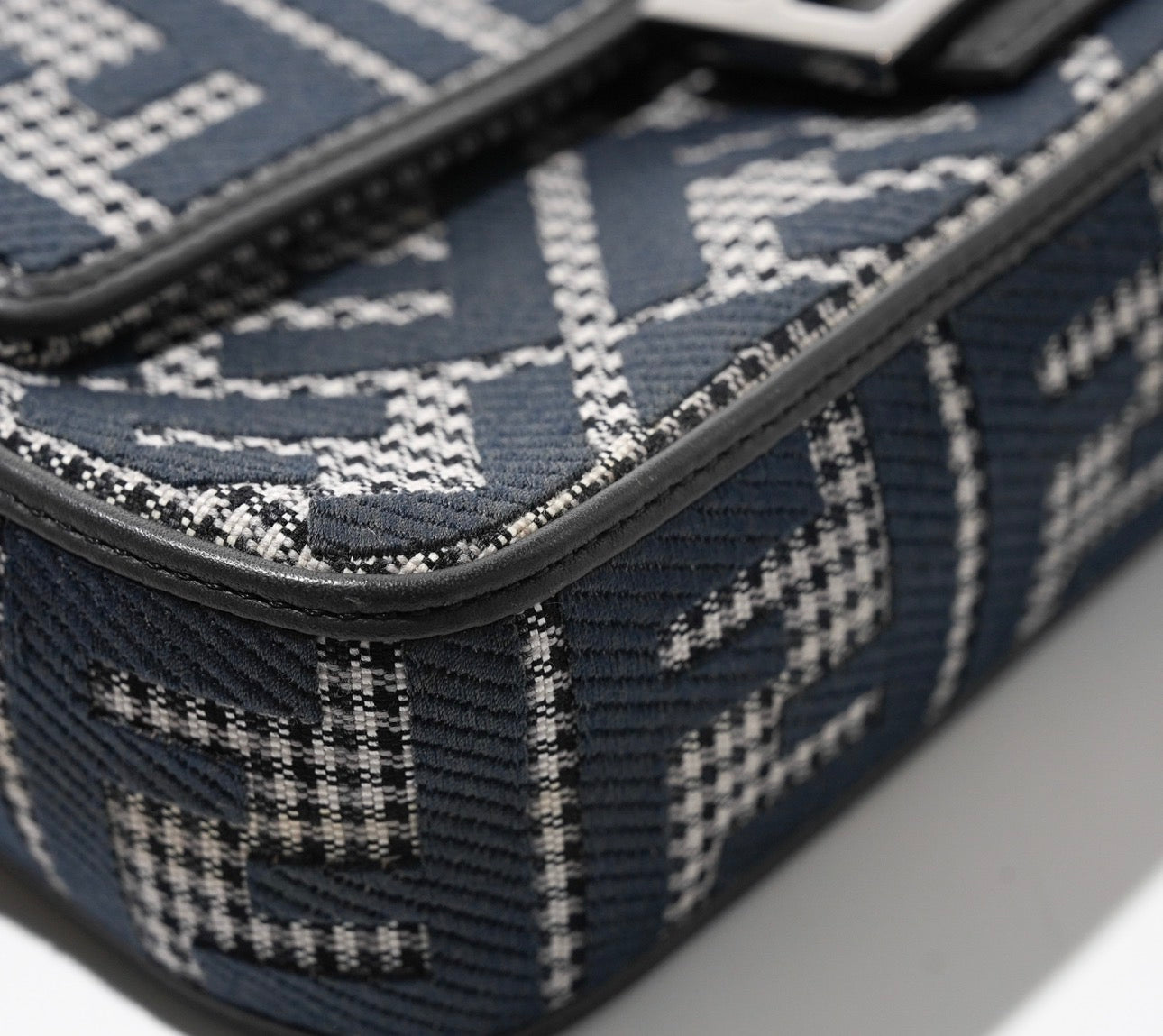 Fendi Baguette Medium