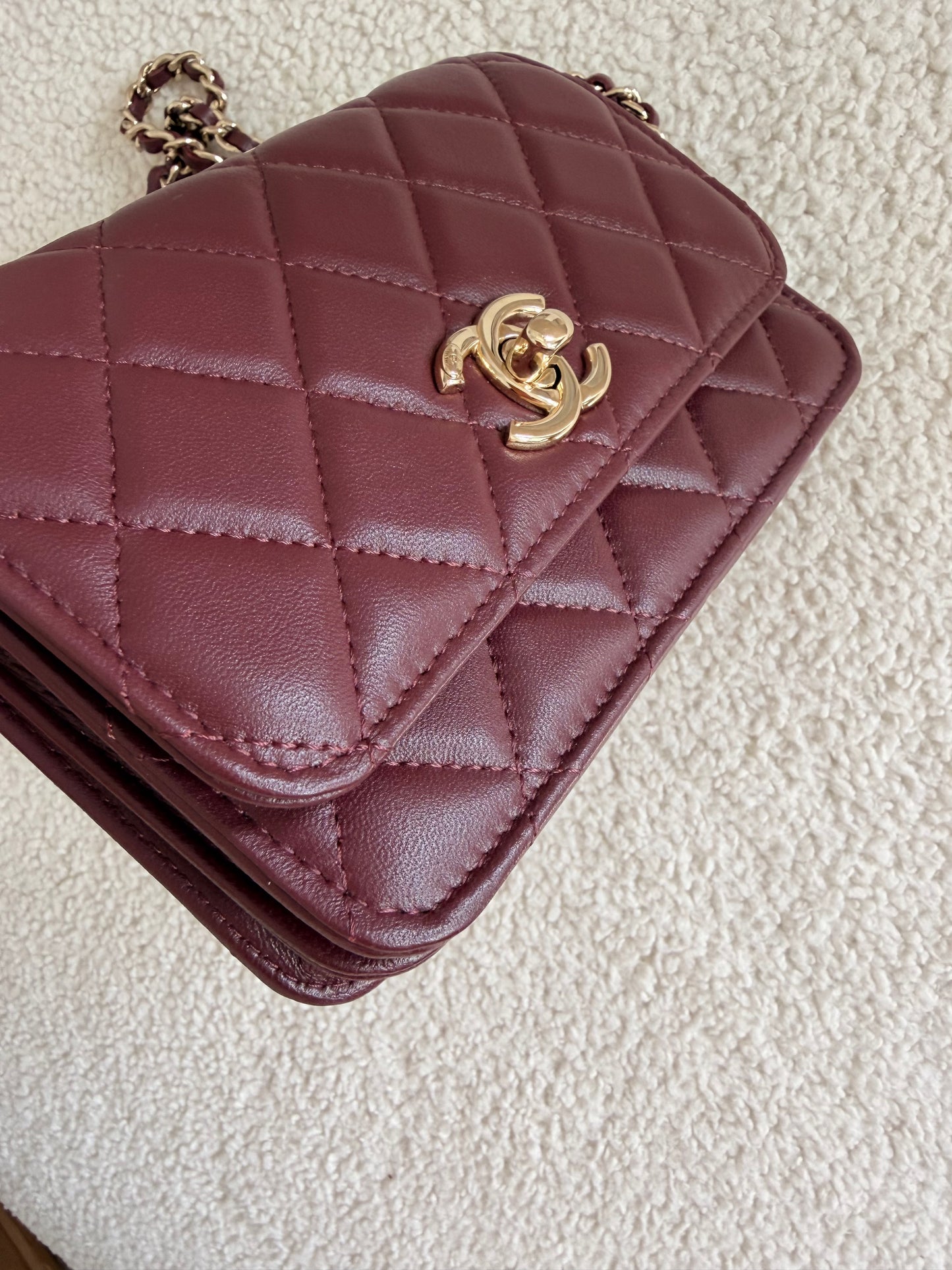 Chanel Trendy Wallet On Chain
