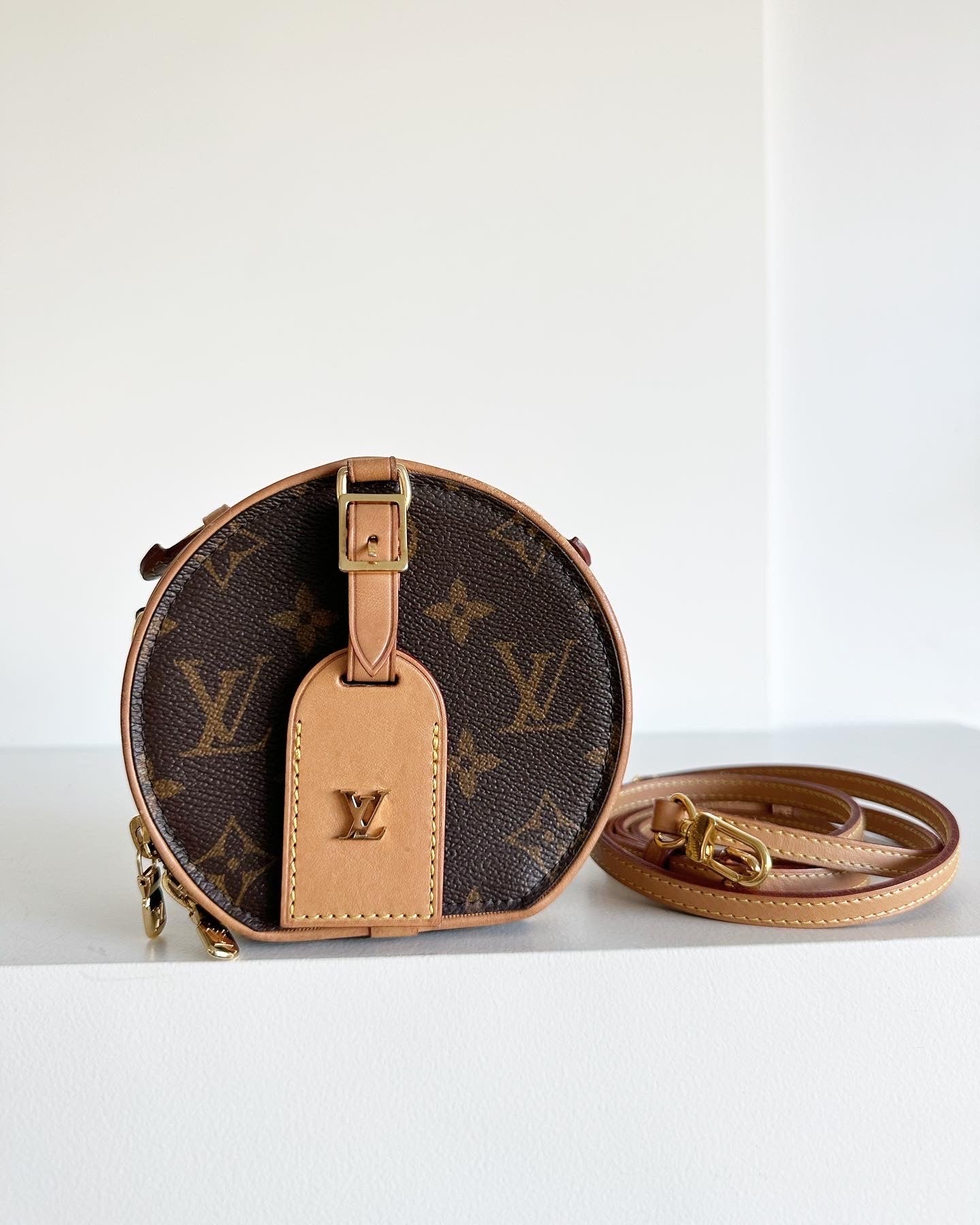 Louis Vuitton Mini Boite Chapeau bag