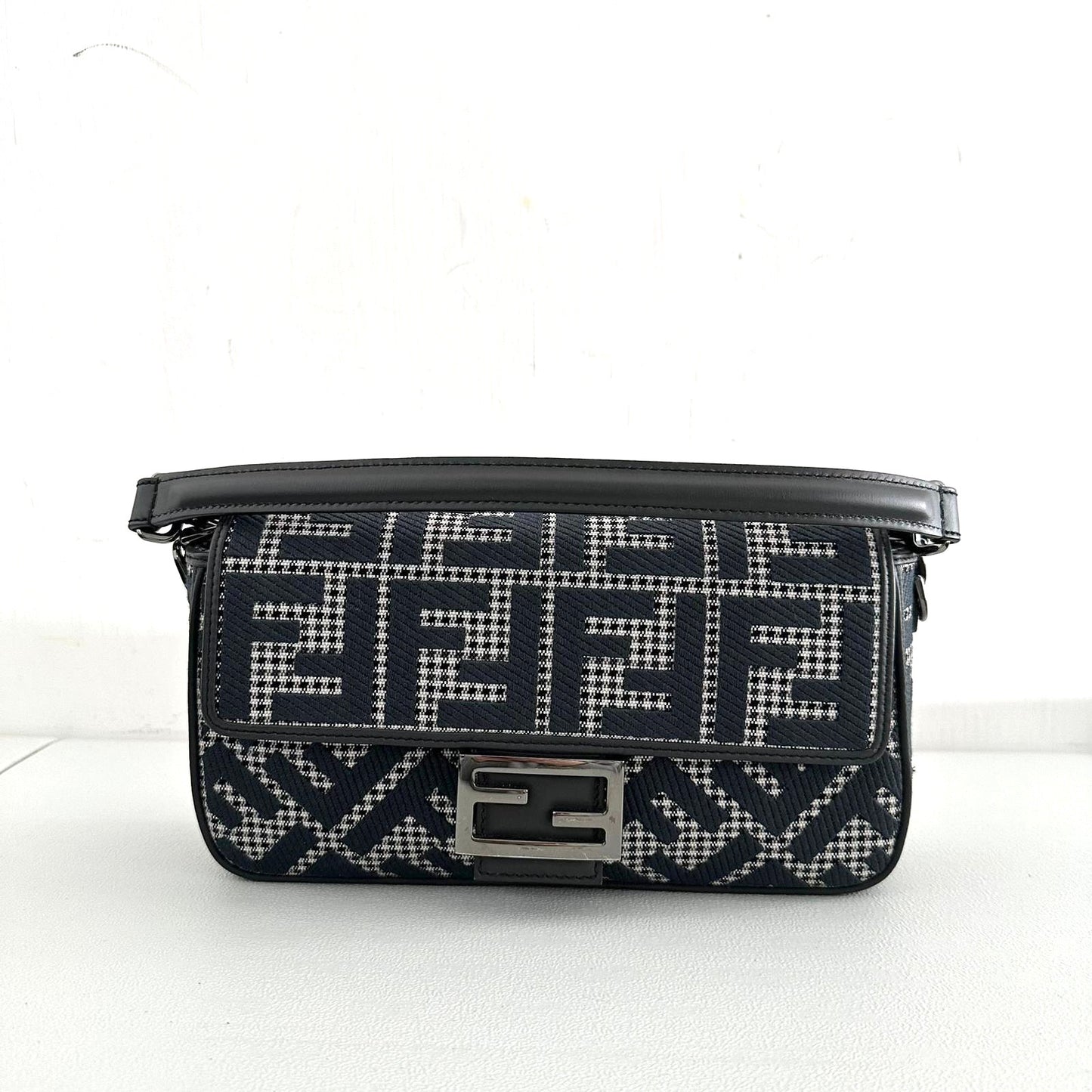 Fendi Baguette Medium