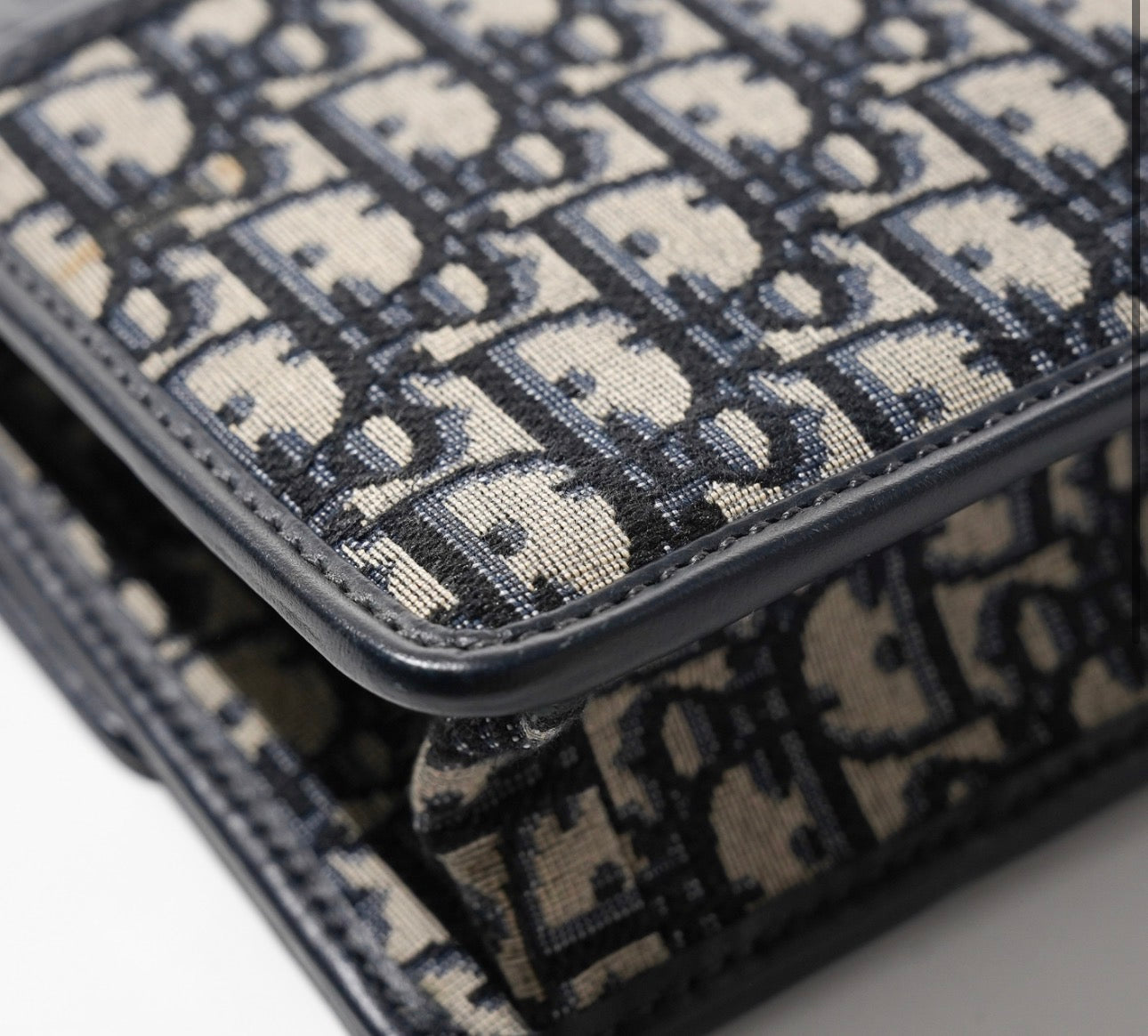 Christian Dior Montaigne 30 Bag