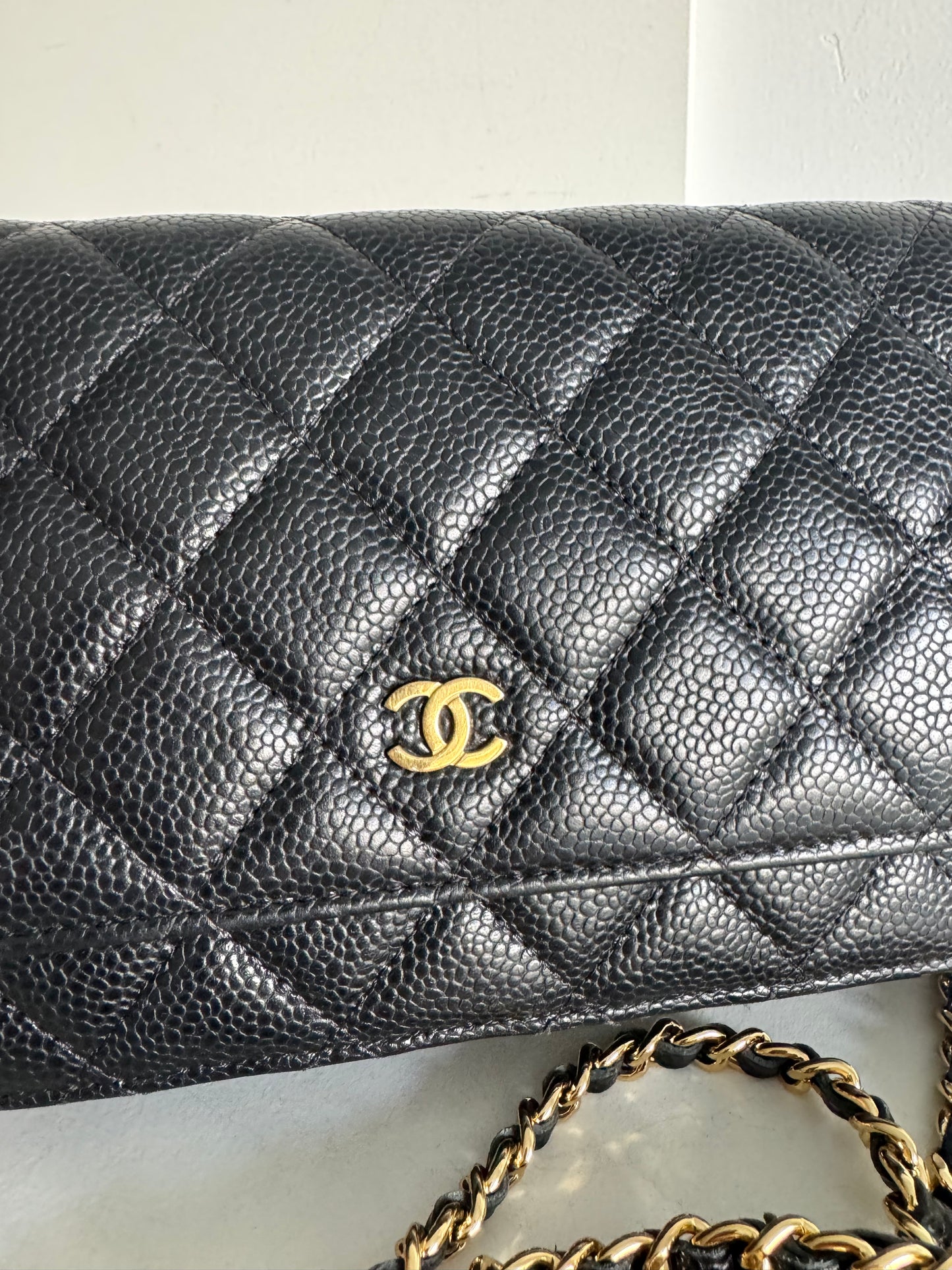 Chanel caviar wallet on chain black gold hardware