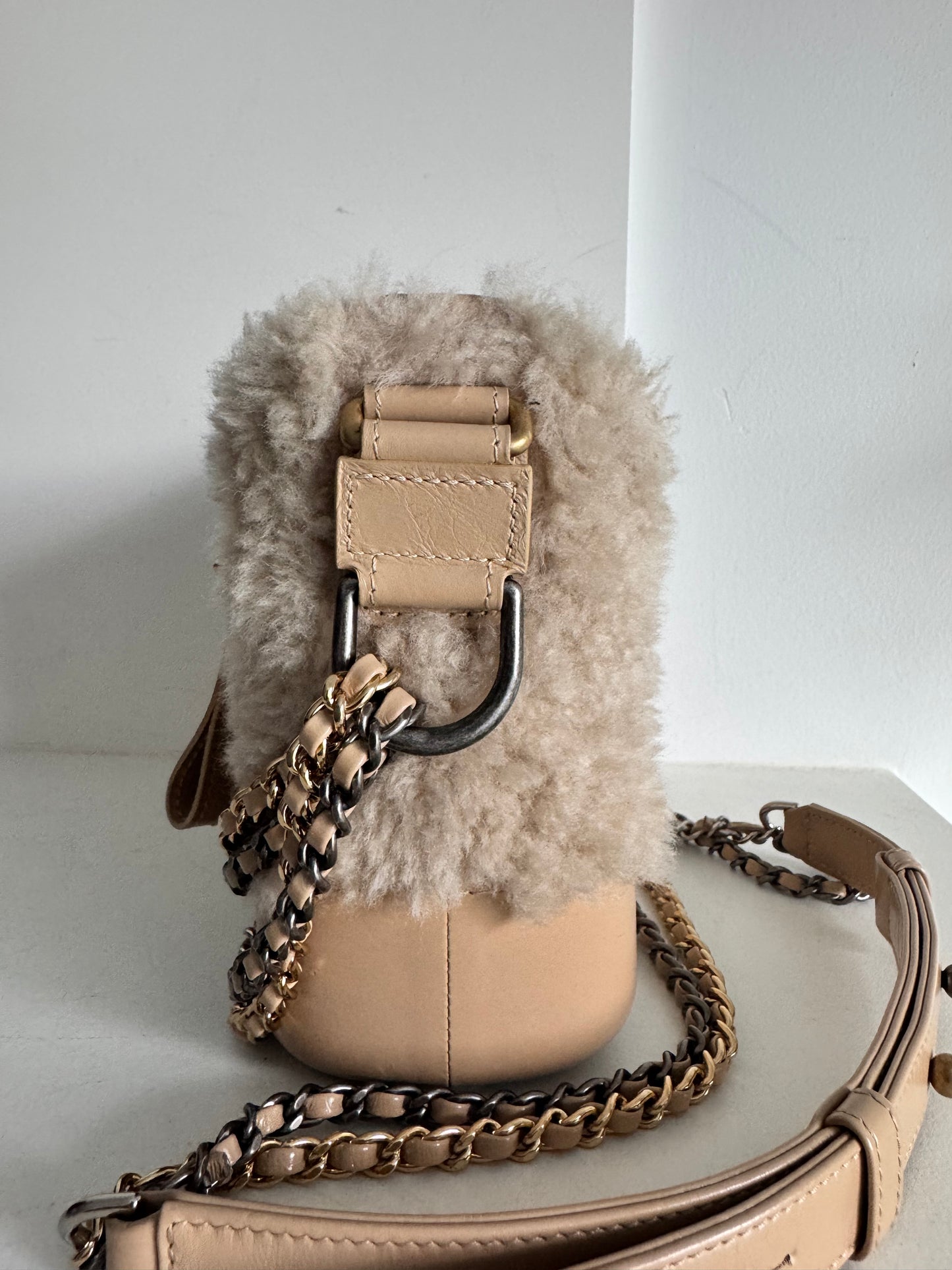 Chanel Gabrielle Hobo Small Shearling beige