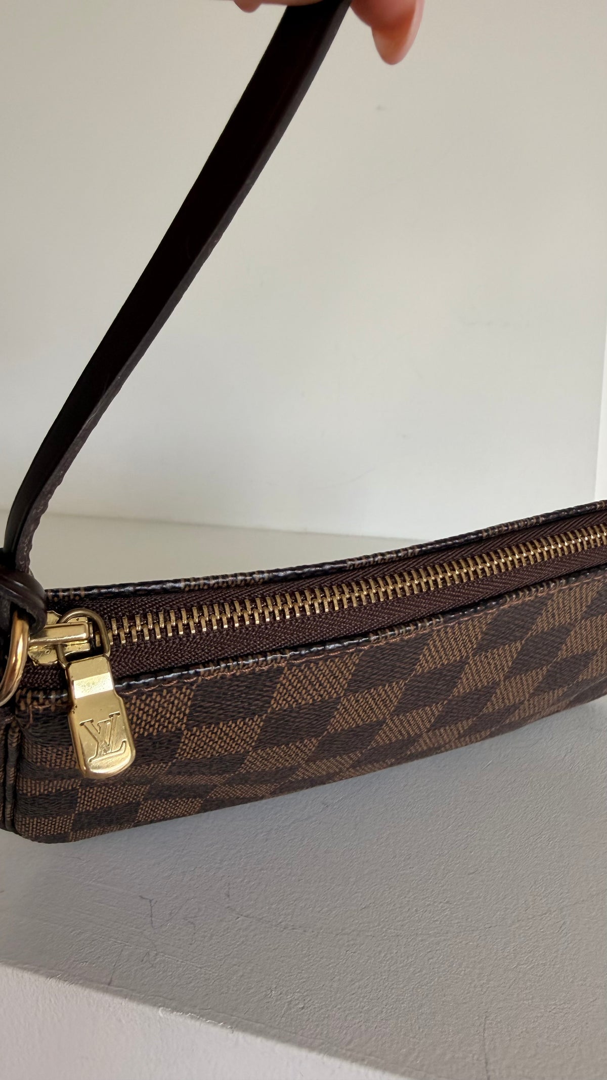 Louis Vuitton Damier Ebene Pochette
