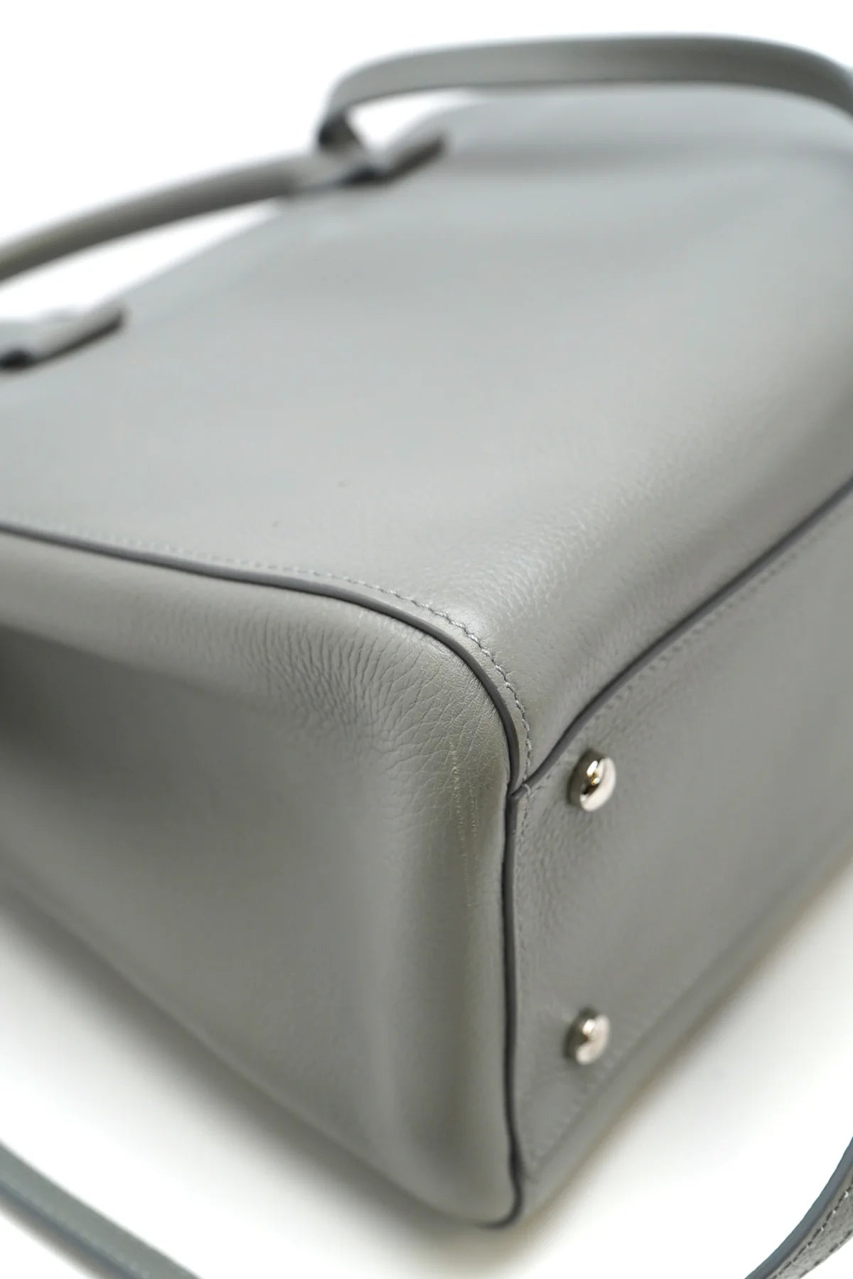 Chanel Grained Calfskin Small Neo Executive Shopper Tote Grey