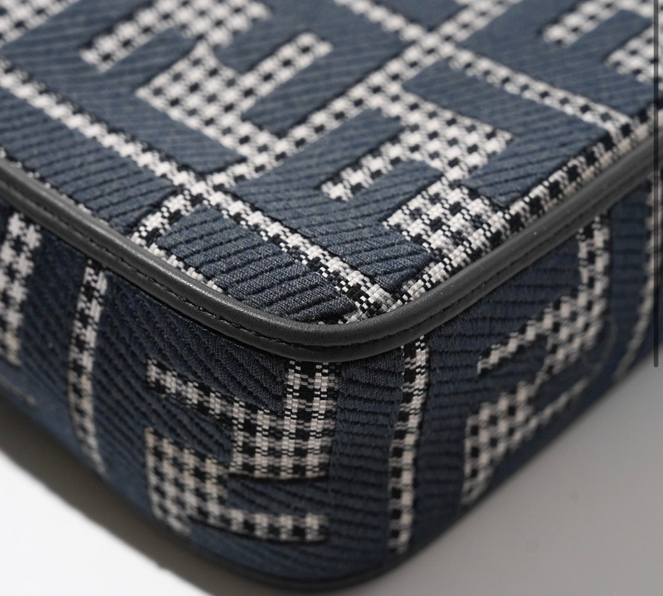 Fendi Baguette Medium
