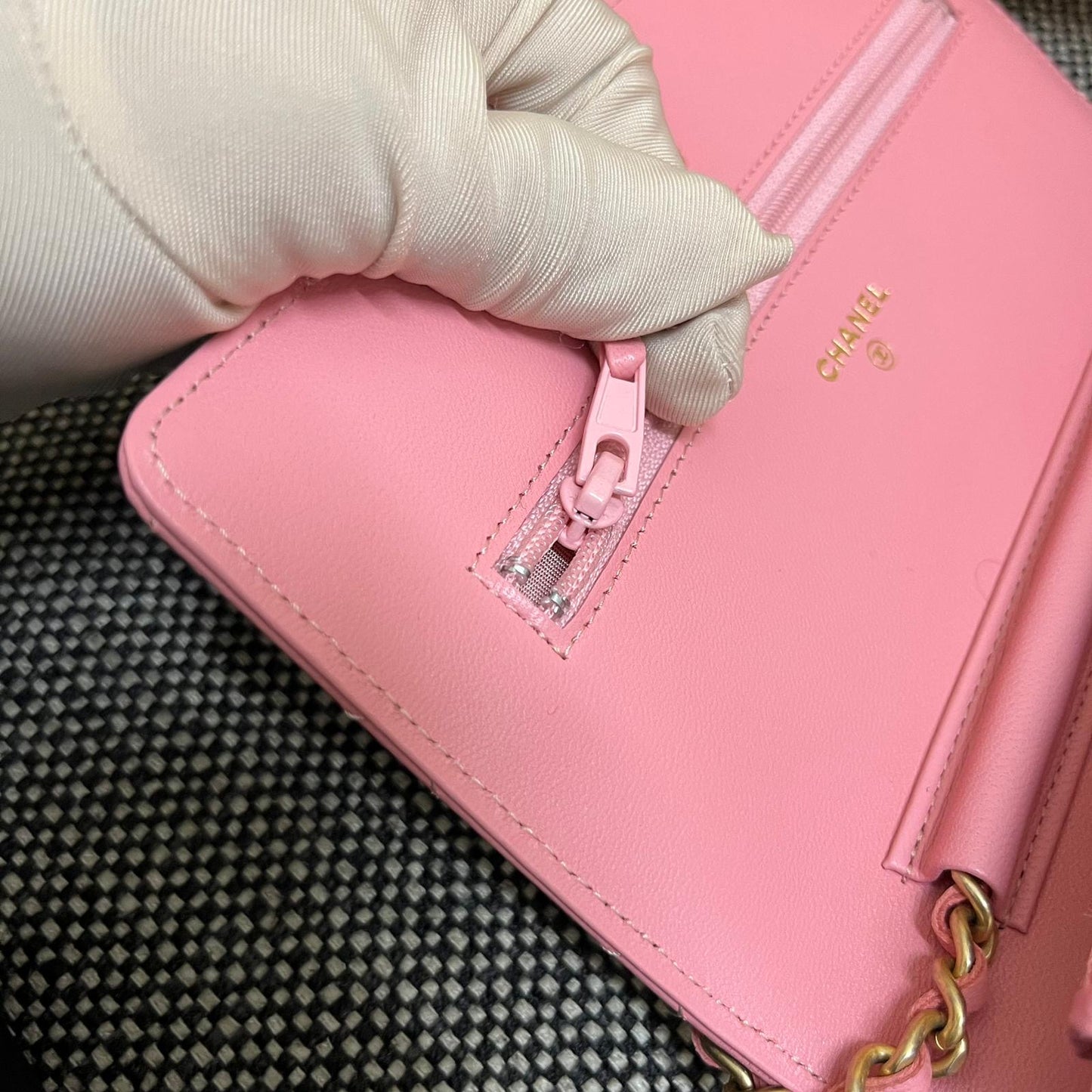 Chanel Classic Wallet On Chain