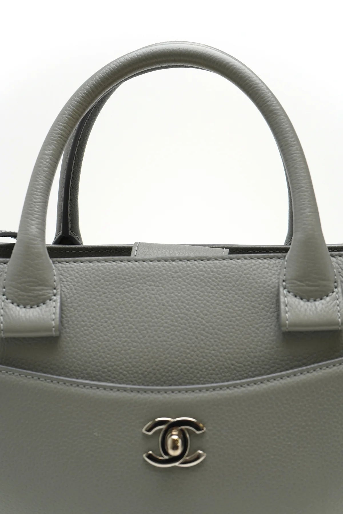 Chanel Grained Calfskin Small Neo Executive Shopper Tote Grey