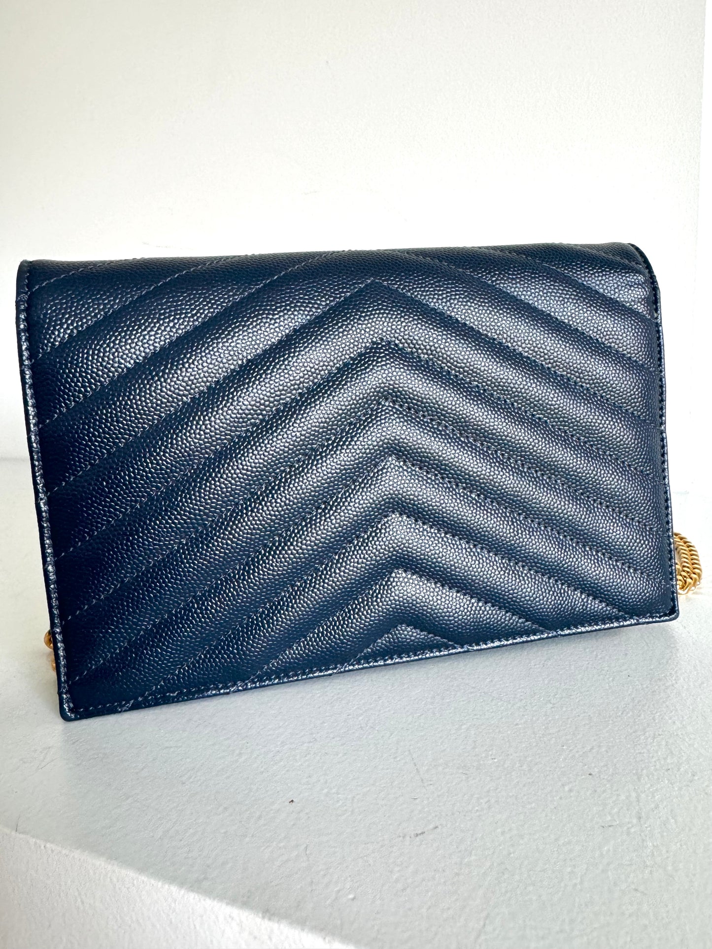 Saint Laurent Chevron Quilted Wallet On chain , Navy