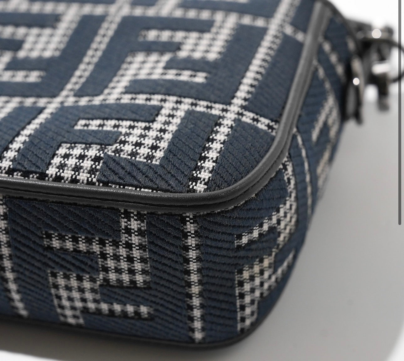 Fendi Baguette Medium