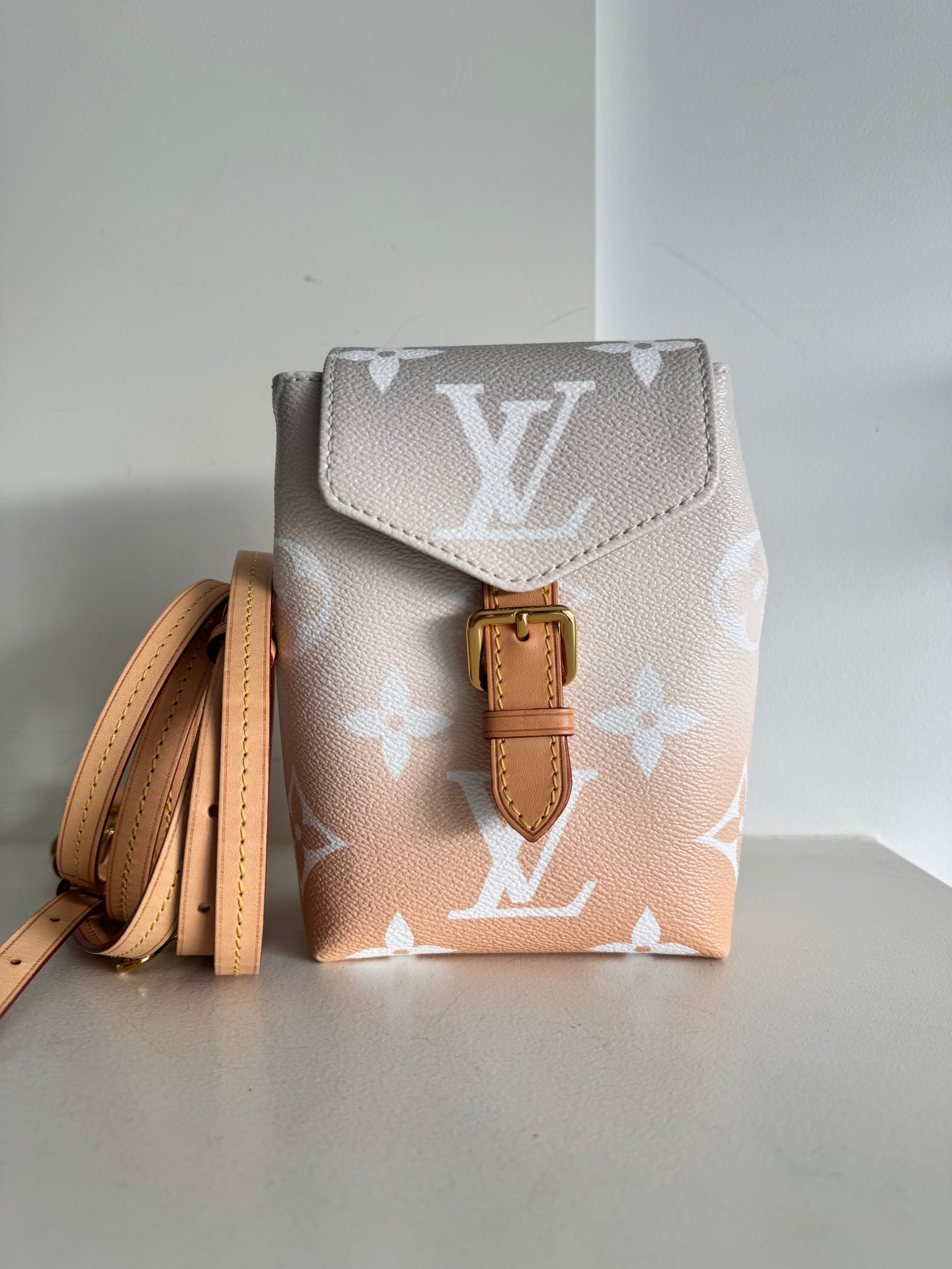 louis vuitton by the pool backpack Louis Vuitton Monogram Giant By The Pool Backpack Brume