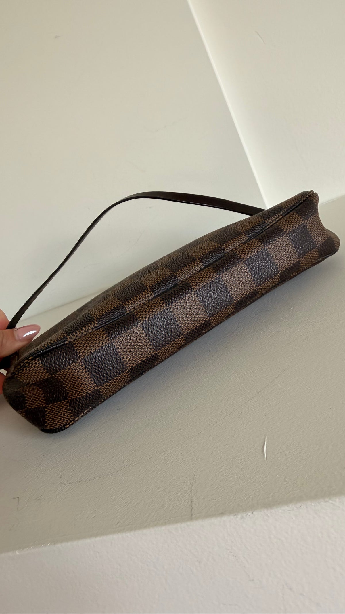 Louis Vuitton Damier Ebene Pochette