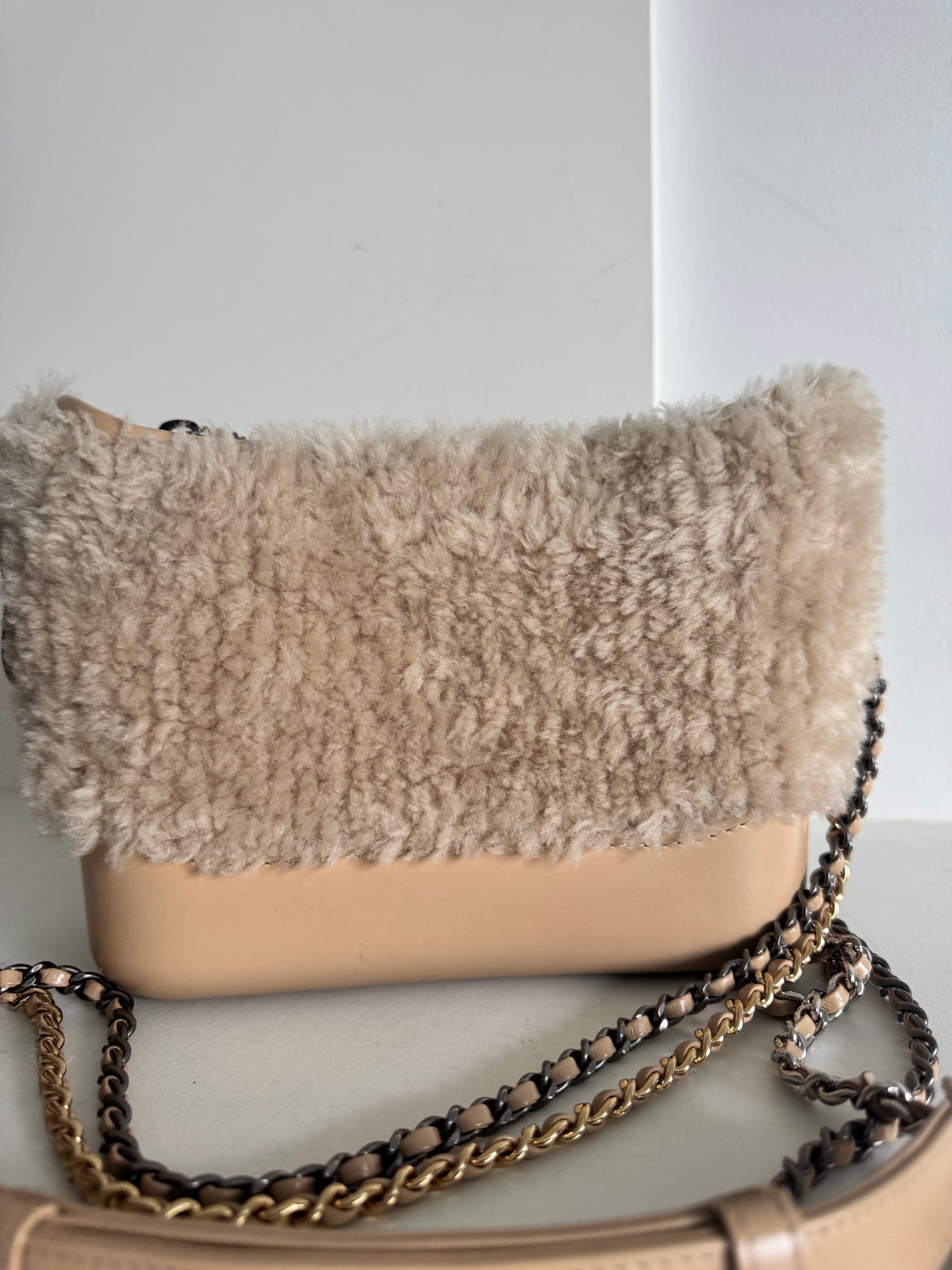 Chanel Gabrielle Hobo Small Shearling beige