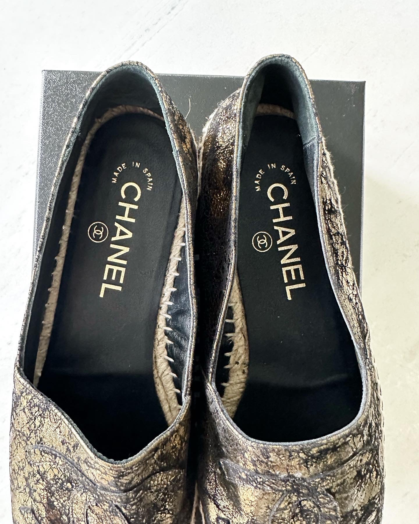 Chanel espadrilles black/gold