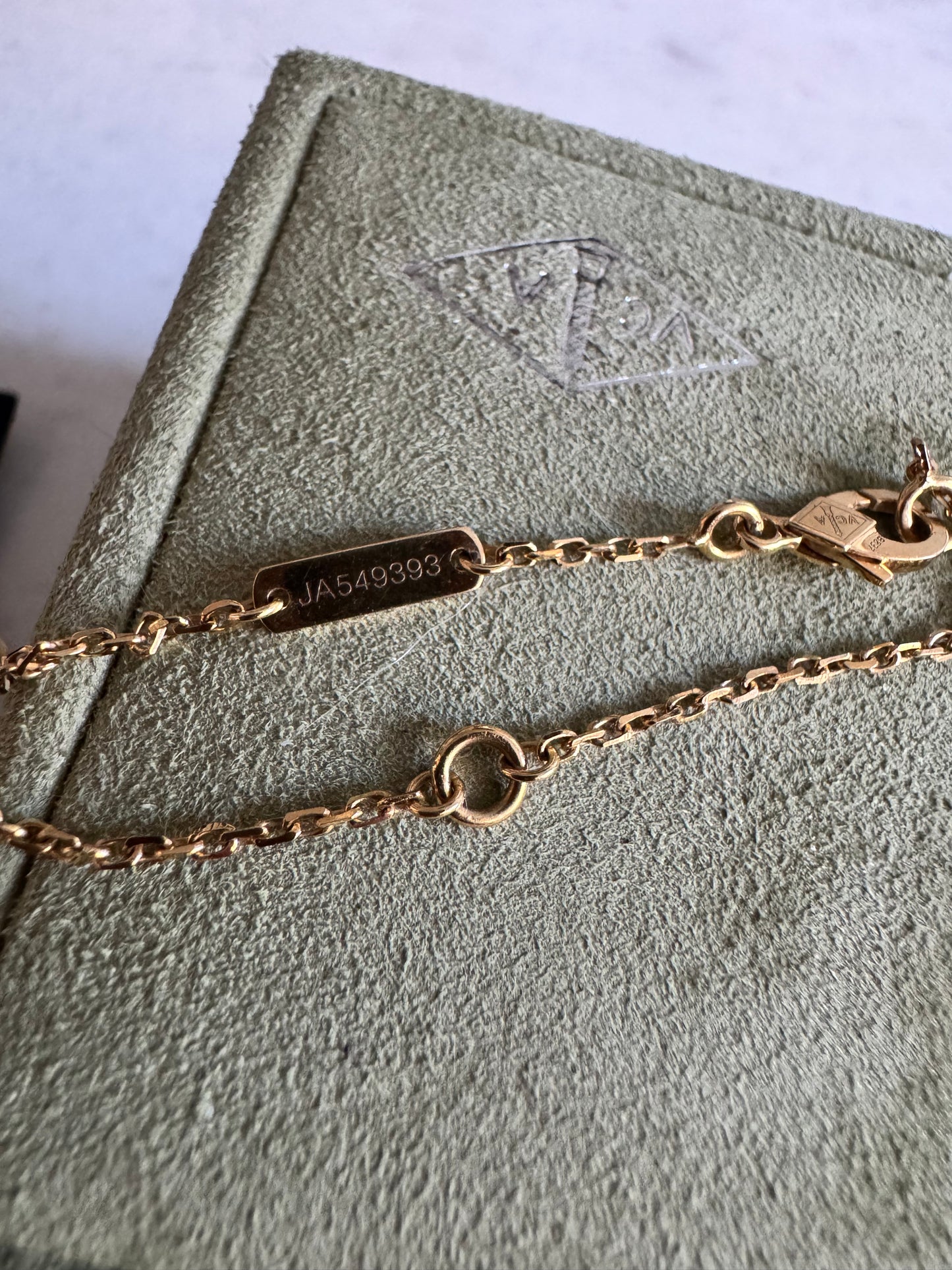 Van Cleef & Arpels Vintage MOP necklace