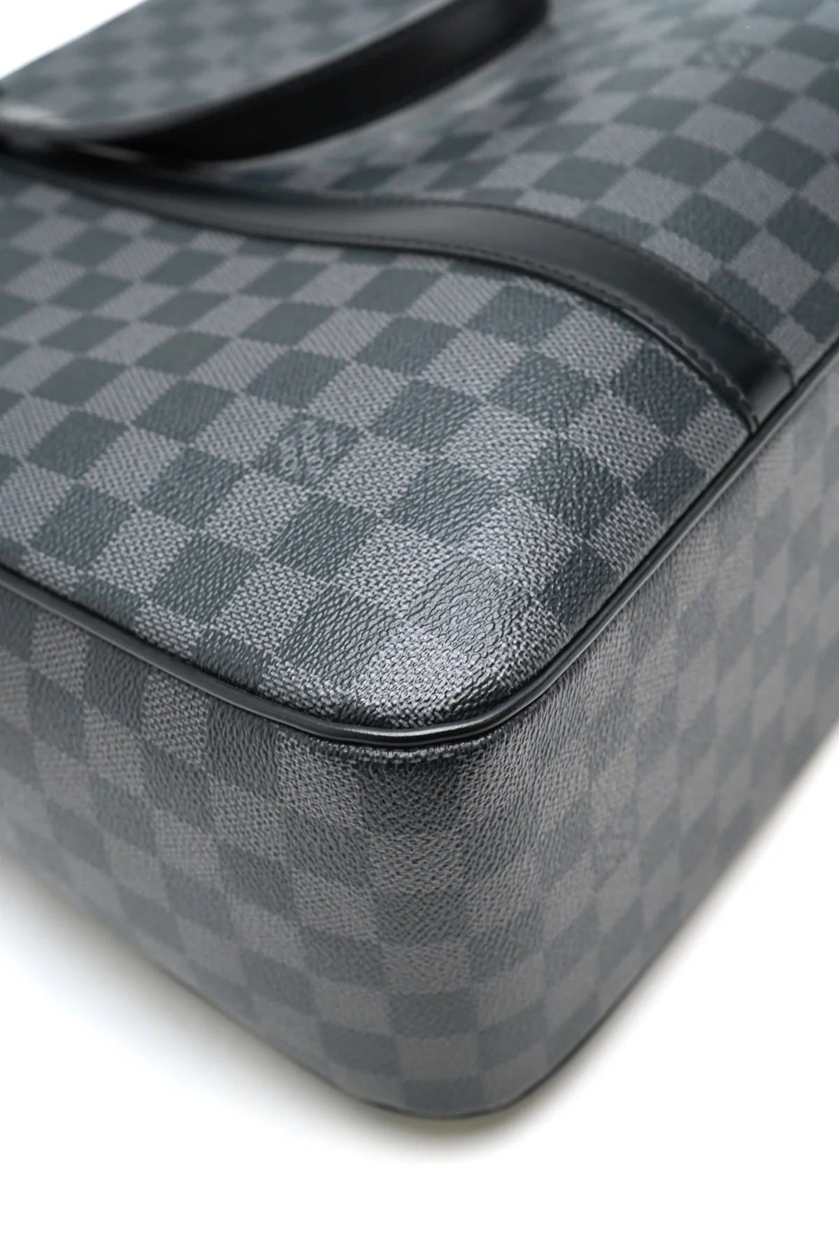Louis Vuitton Damier Graphite Porte-Documents Voyage GM