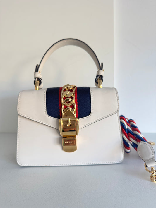 Gucci Chain-Link Sylvie Mini, White