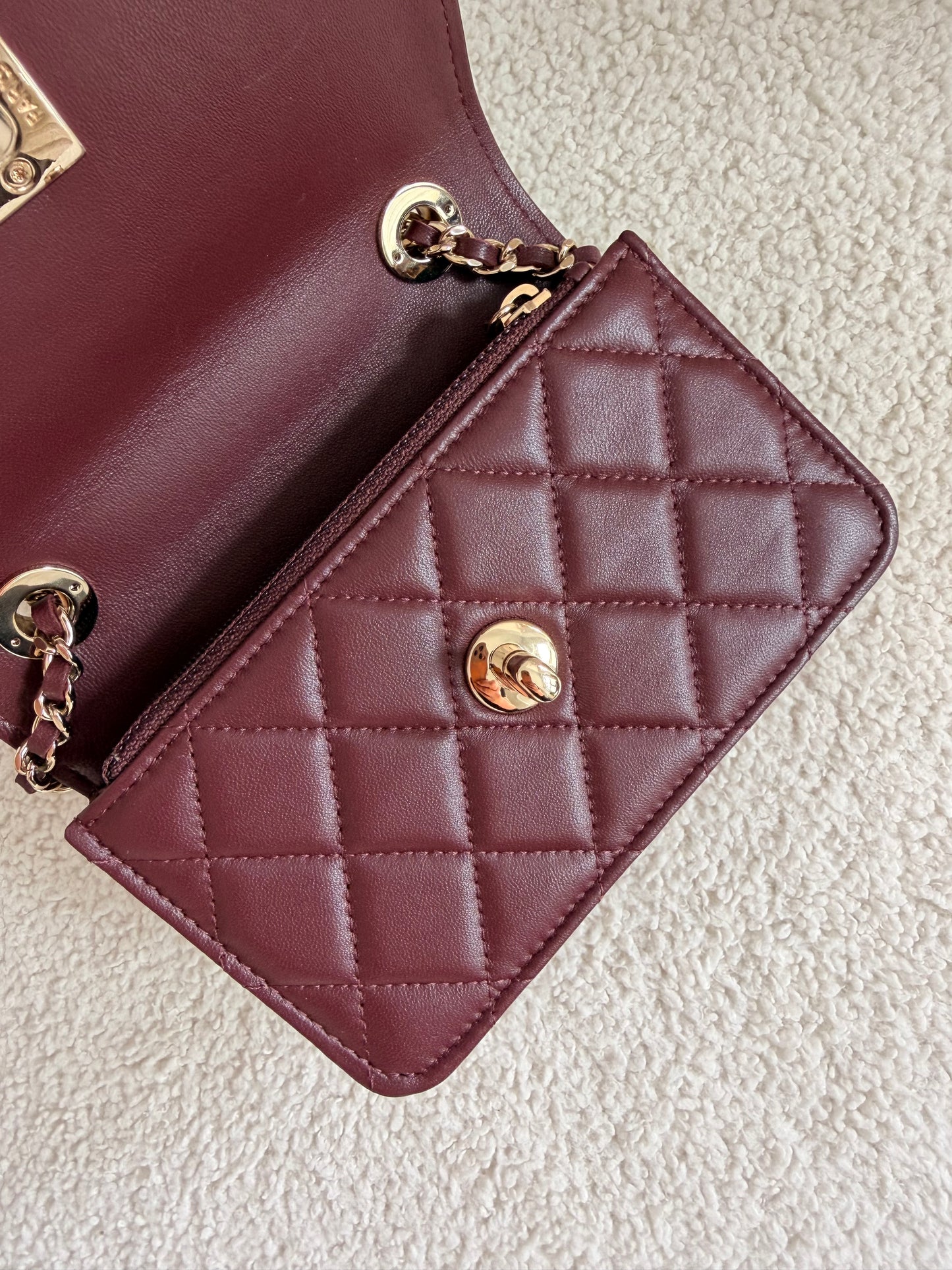 Chanel Trendy Wallet On Chain