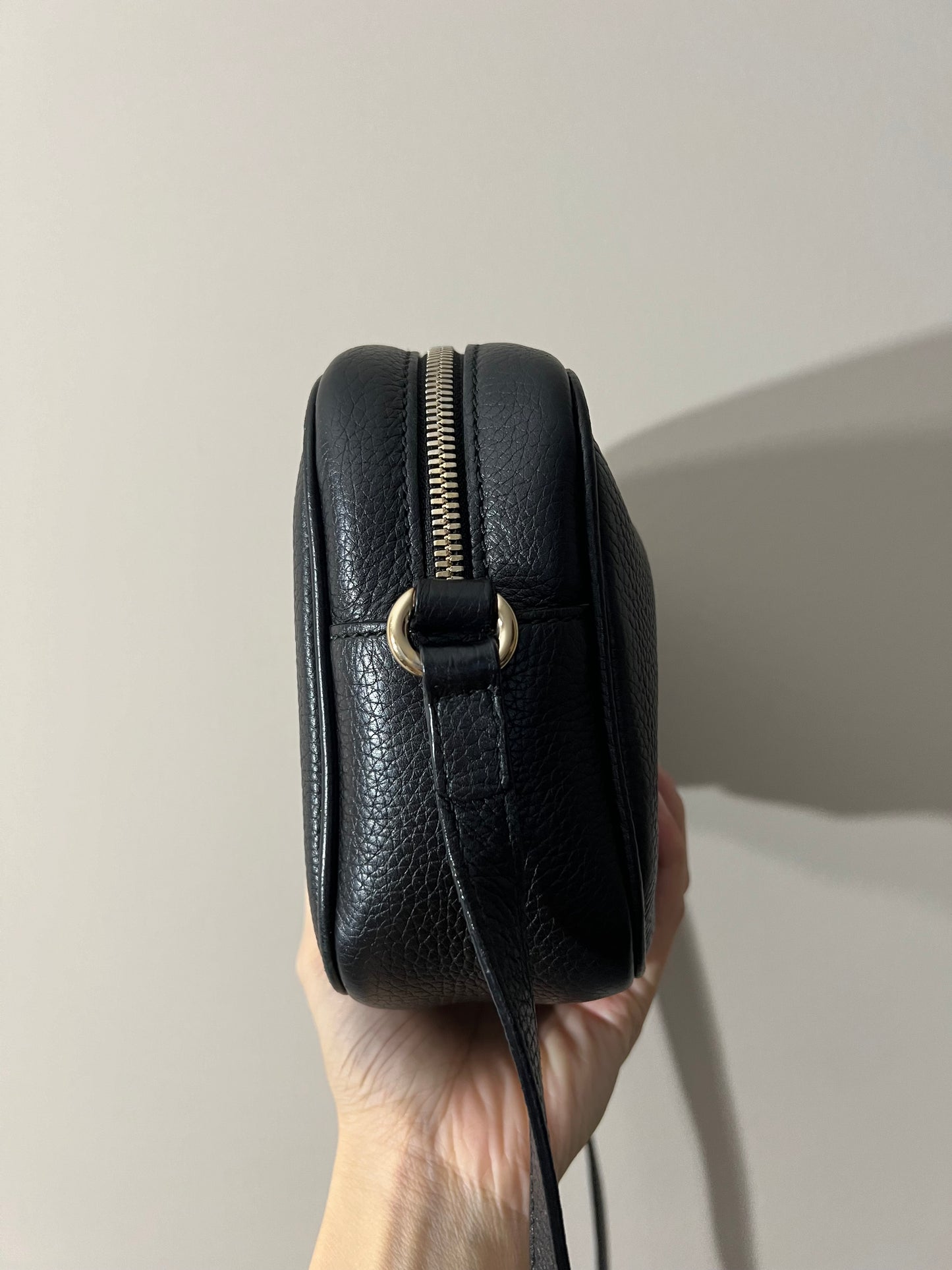 Gucci soho black camera bag