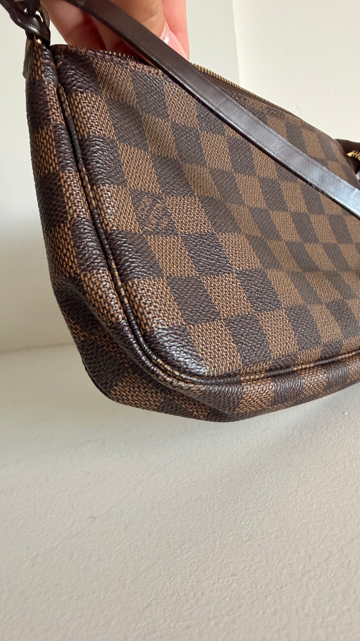 Louis Vuitton Damier Ebene Pochette