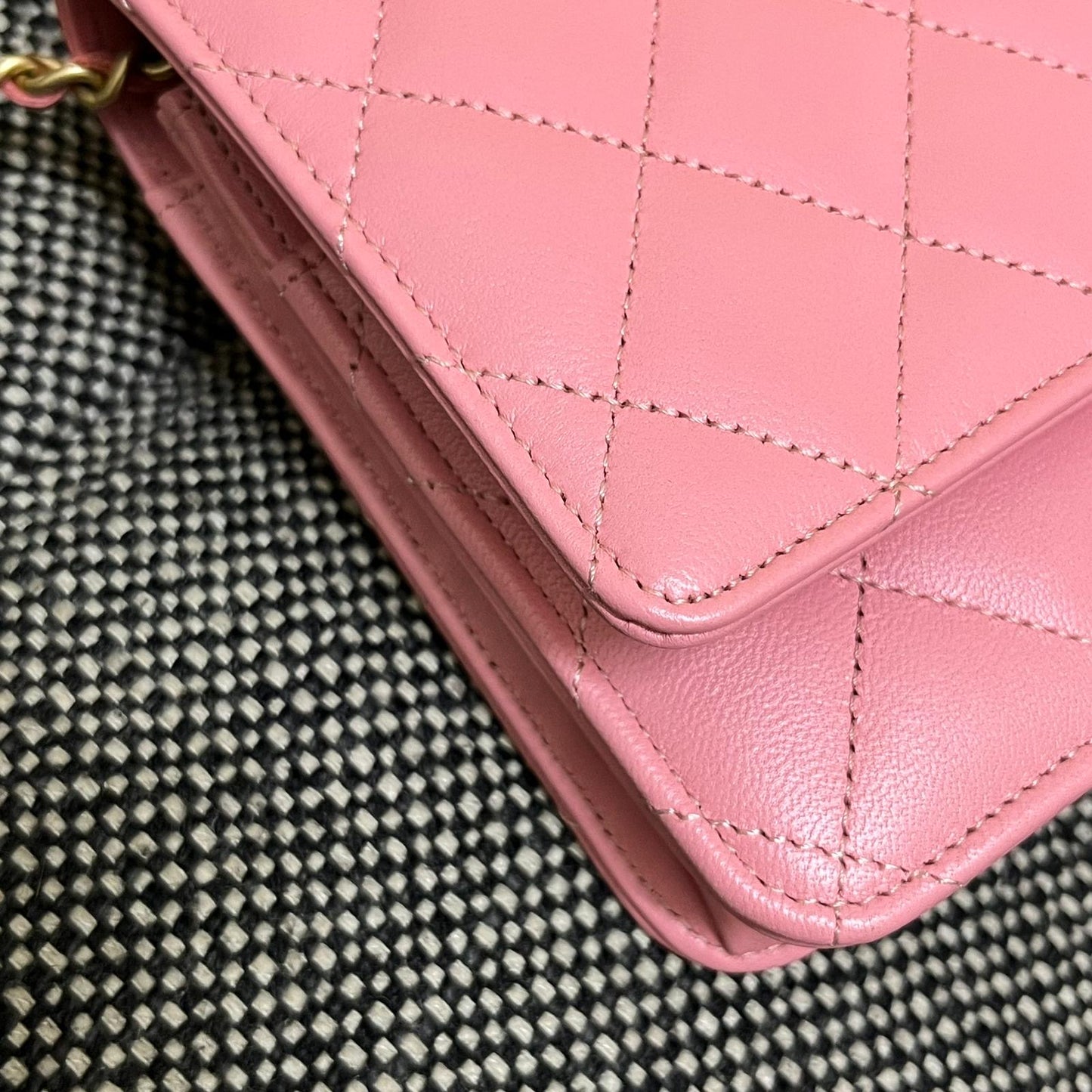 Chanel Classic Wallet On Chain