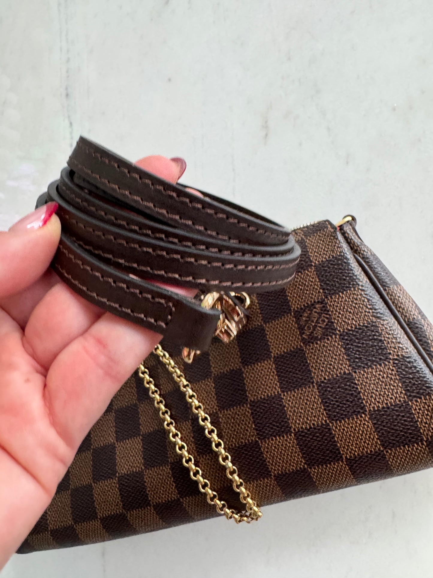 Louis Vuitton Eva Clutch On chain