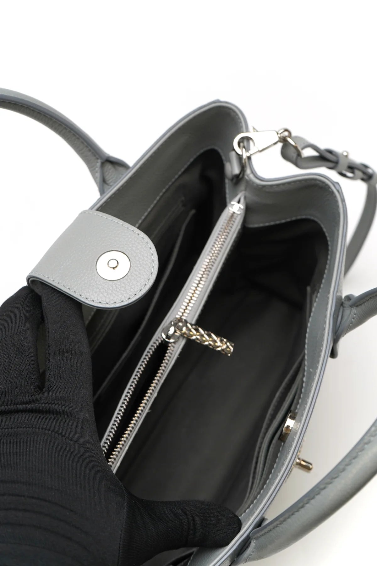 Chanel Grained Calfskin Small Neo Executive Shopper Tote Grey