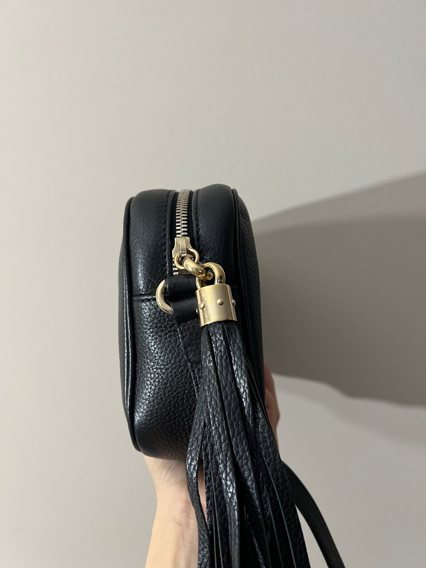 Gucci soho black camera bag