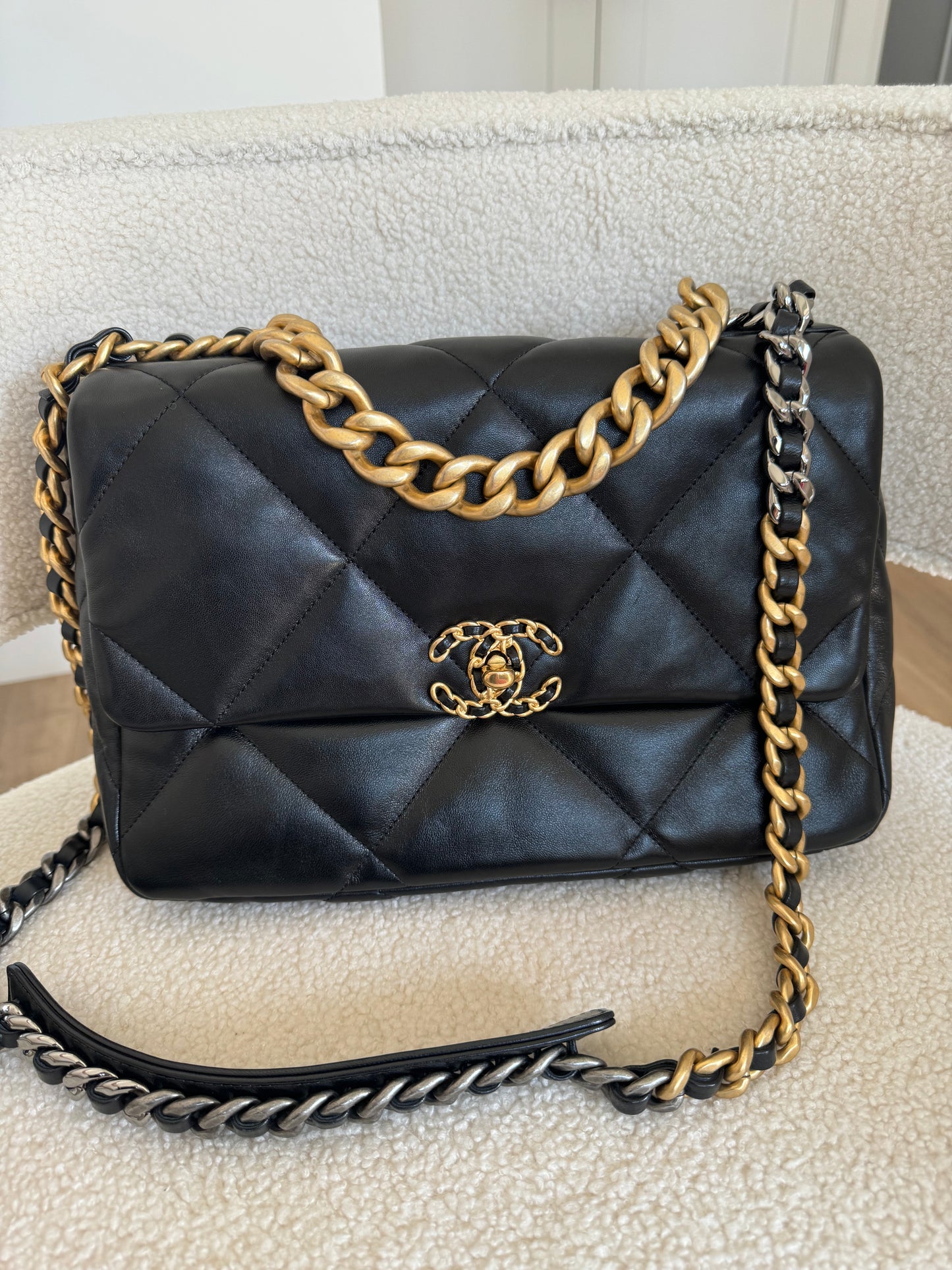 Chanel Black Quilted Lambskin Medium Chanel 19 Flap Bag Mixed Hardware