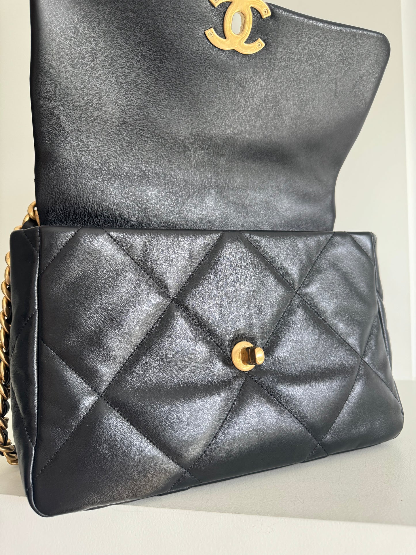 Chanel Black Quilted Lambskin Medium Chanel 19 Flap Bag Mixed Hardware