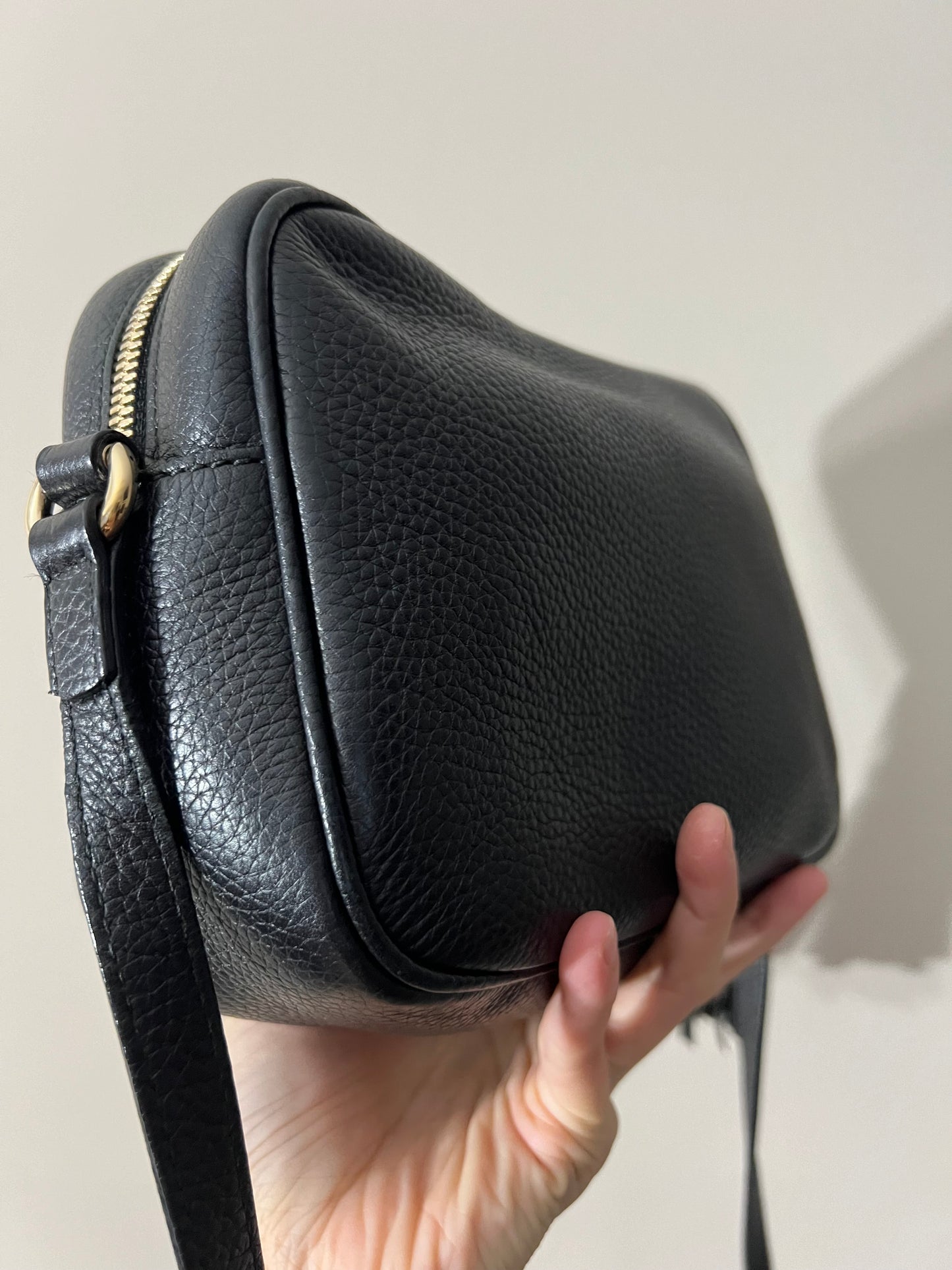 Gucci soho black camera bag